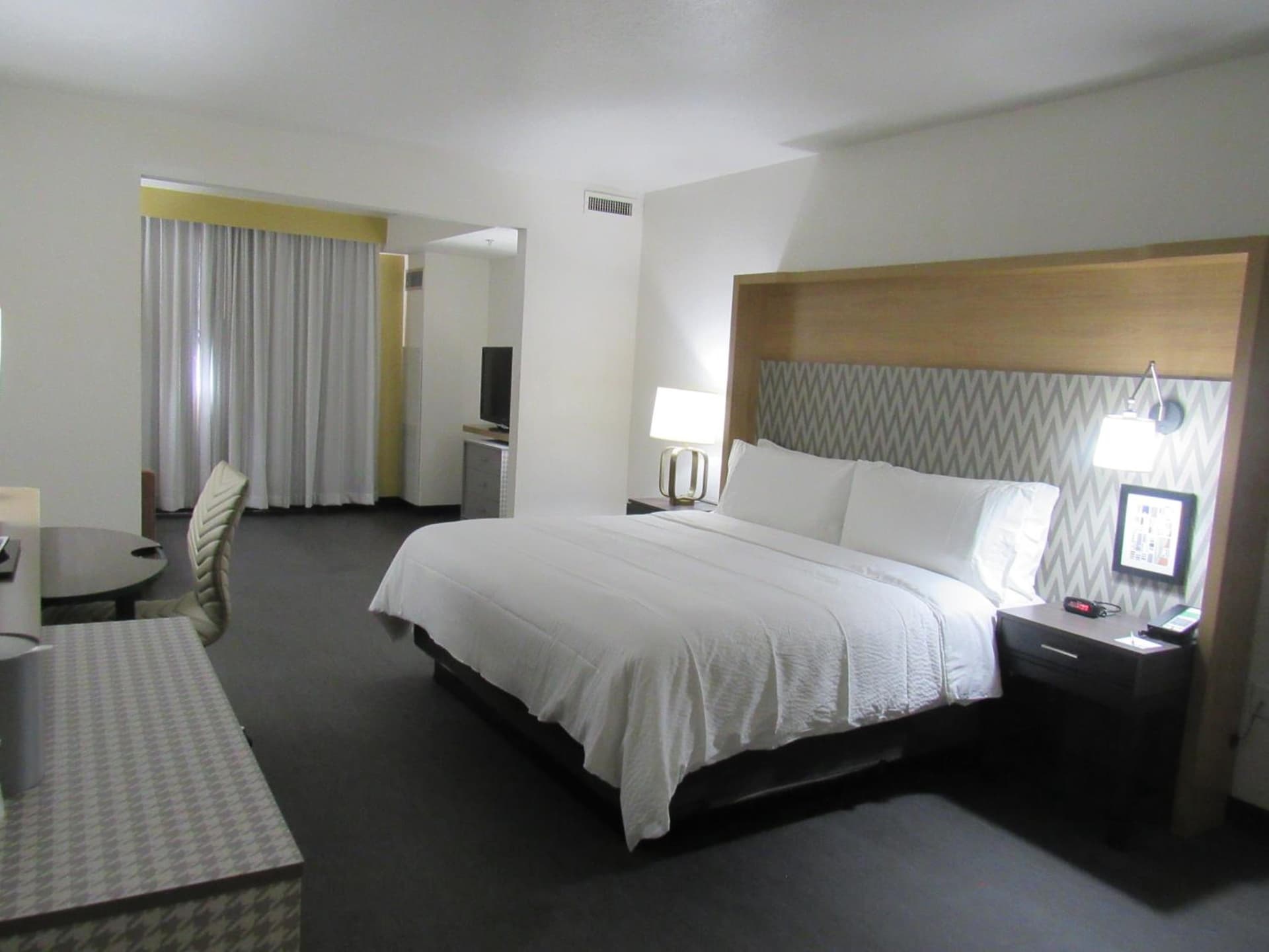 Holiday Inn Orlando International Dr-ICON by IHG gallery photo in Orlando, FL — image 13