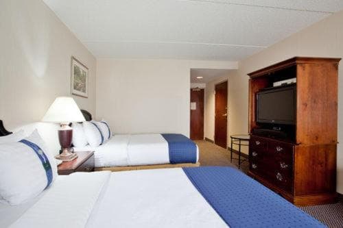 Holiday Inn Express & Suites Newport News by IHG gallery photo in Newport News, VA — image 31