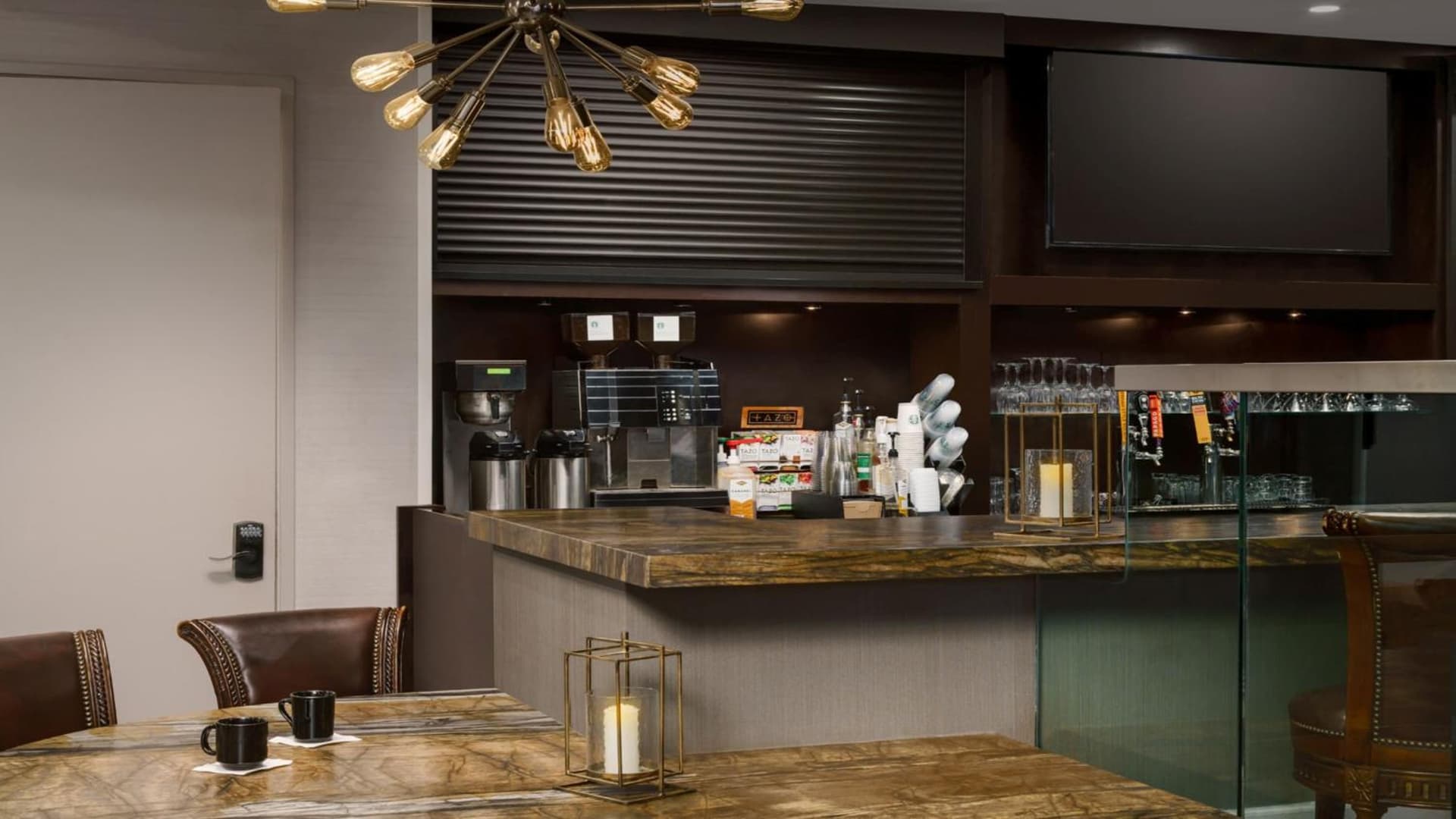 Crowne Plaza Phoenix Airport - PHX by IHG gallery photo in Phoenix, AZ — image 91