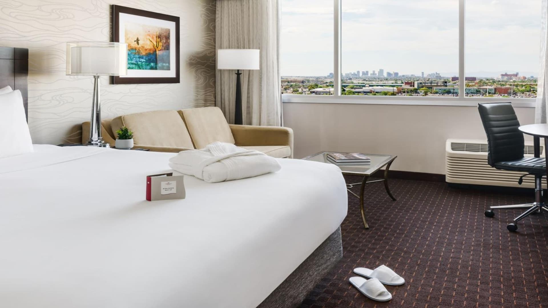 Crowne Plaza Phoenix Airport - PHX by IHG gallery photo in Phoenix, AZ — image 76