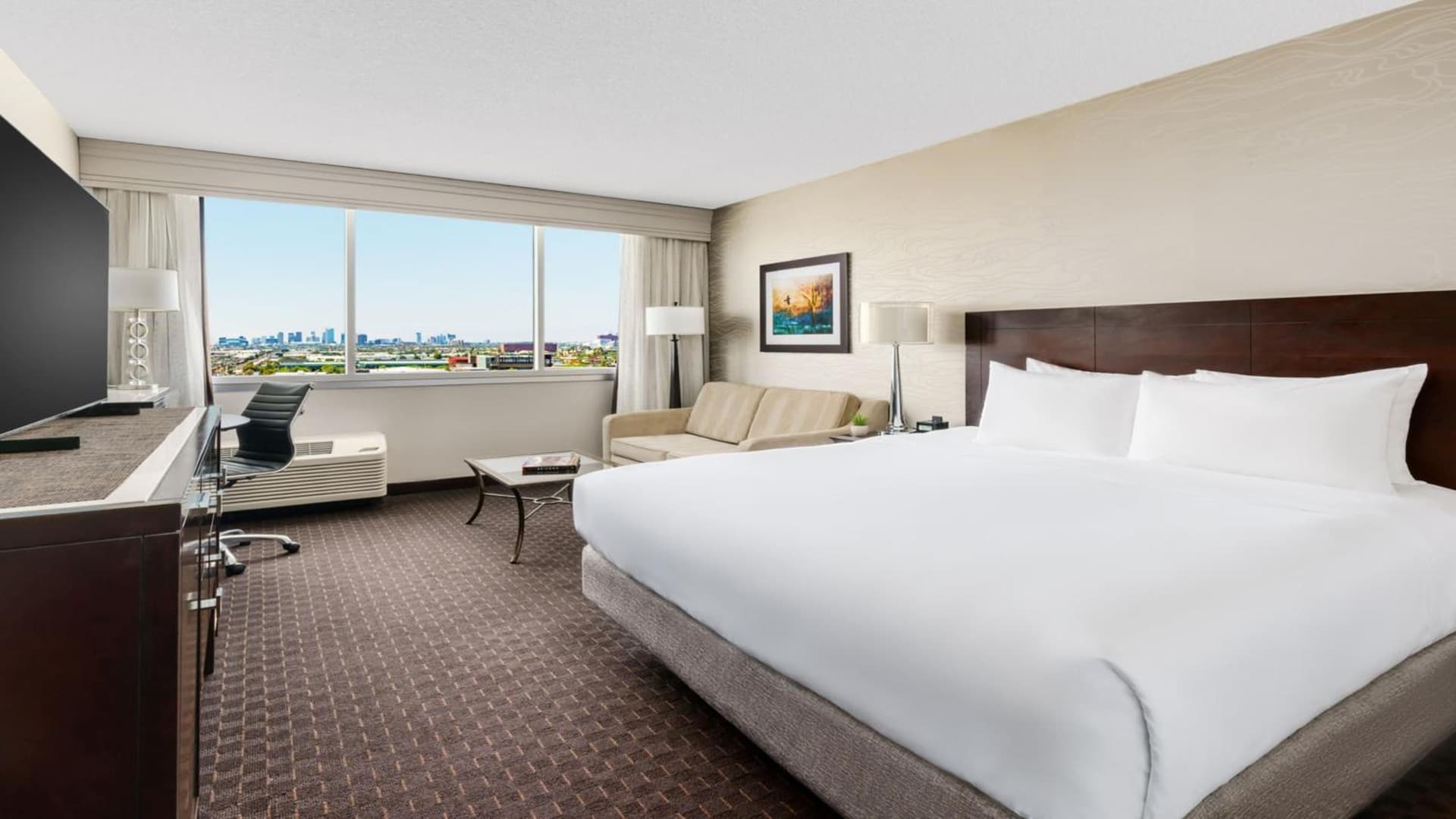 Crowne Plaza Phoenix Airport - PHX by IHG gallery photo in Phoenix, AZ — image 31