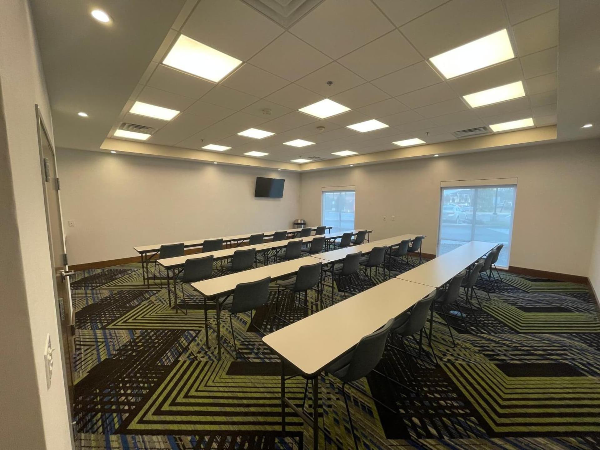 Holiday Inn Express & Suites Dayton East - Beavercreek by IHG gallery photo in Beavercreek, OH — image 30