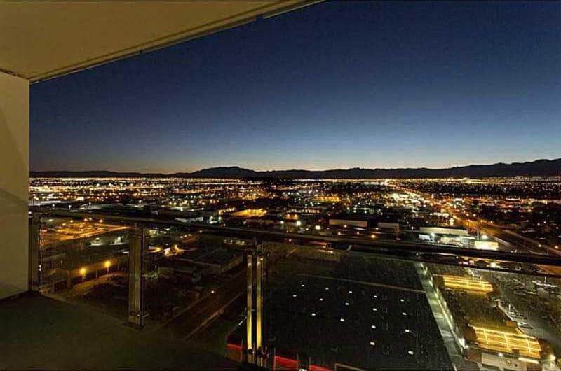 Luxury 53rd Flr Condo with Amazing Sunset View & Balcony NO ReFee at Palms Place interior in Las Vegas, NV — gallery photo 2
