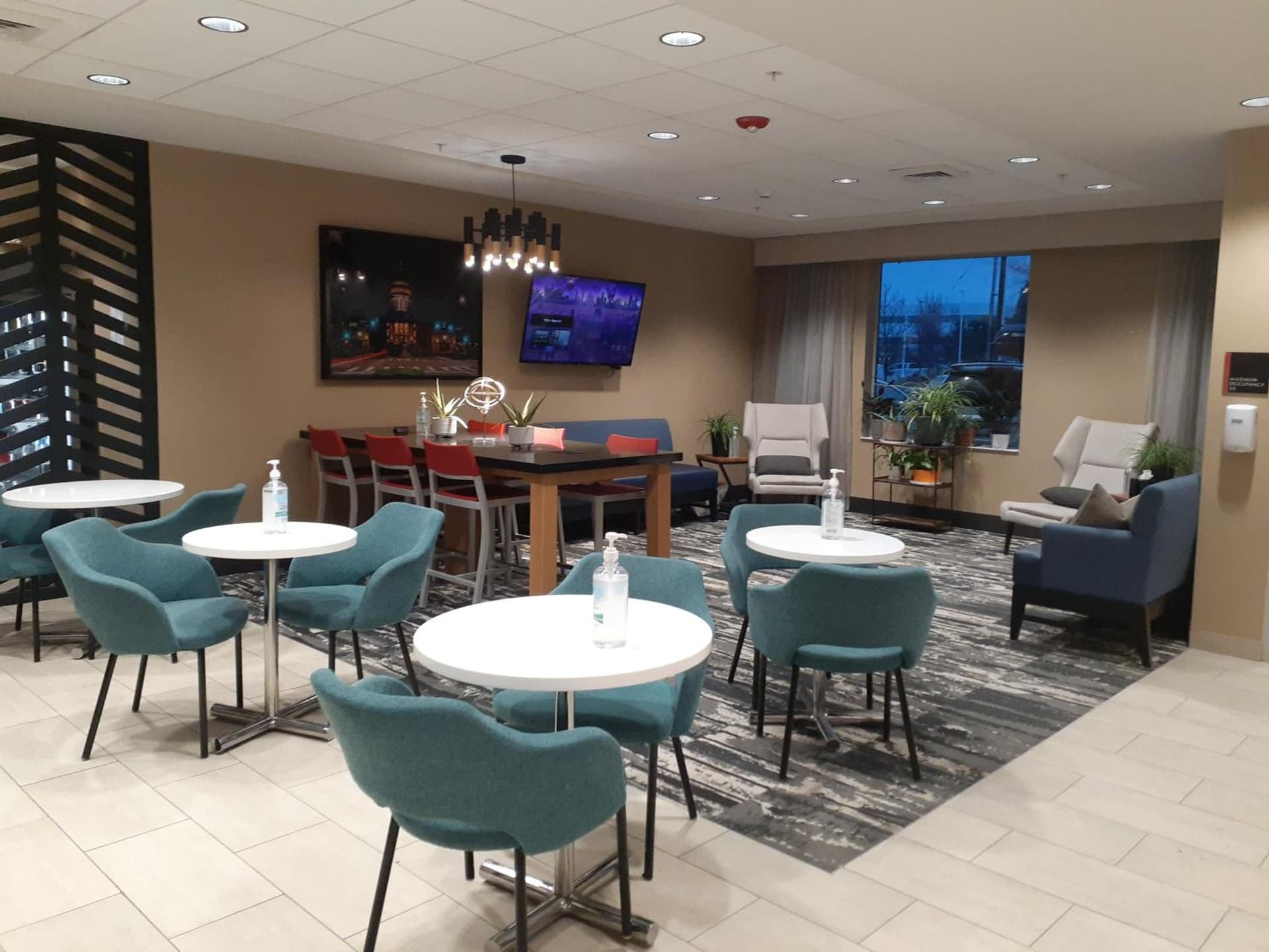 Simple Suites Boise Airport gallery photo in Boise, ID — image 18