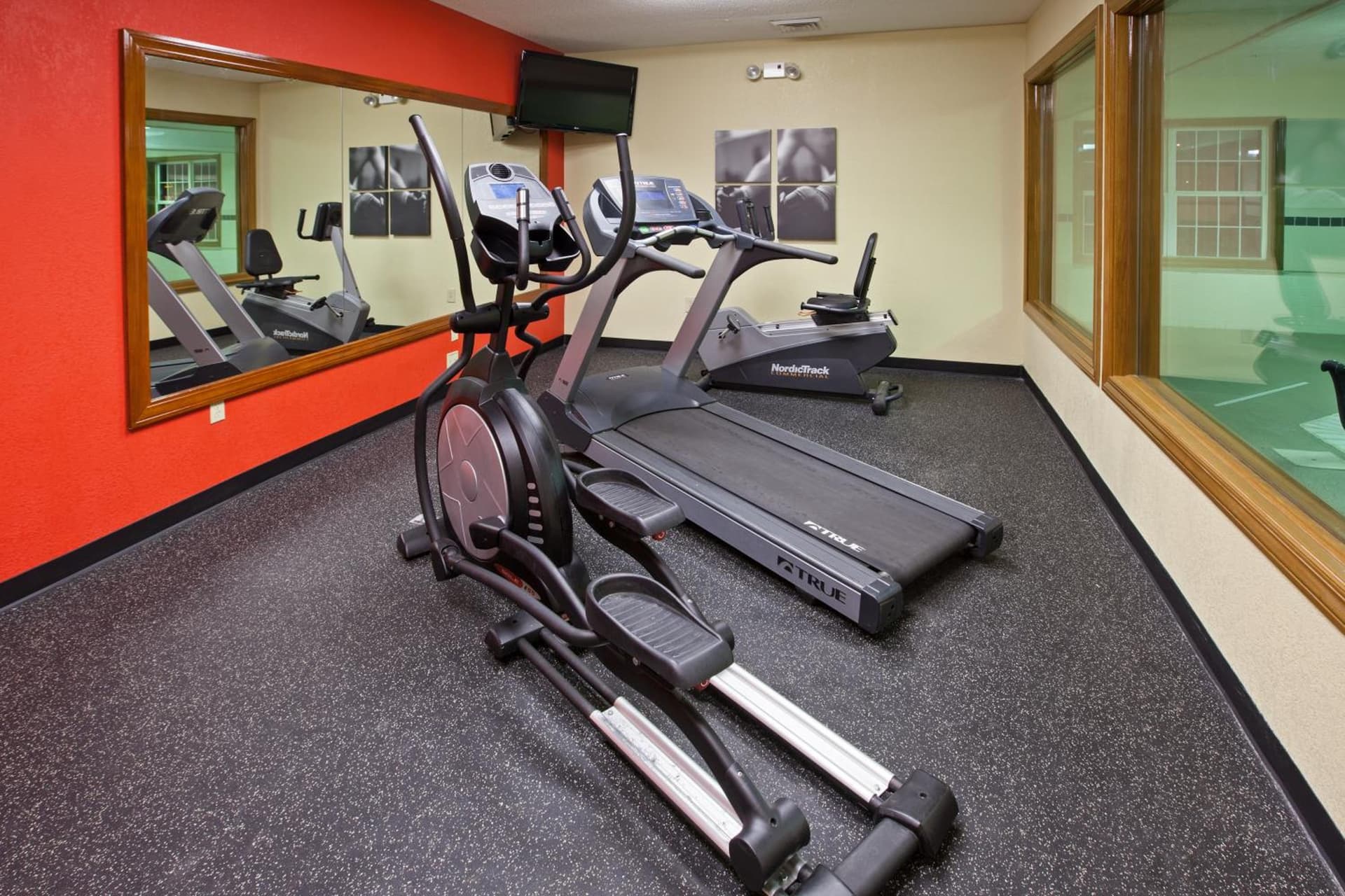 Country Inn & Suites by Radisson, Macedonia, OH gallery photo in Macedonia, OH — image 8