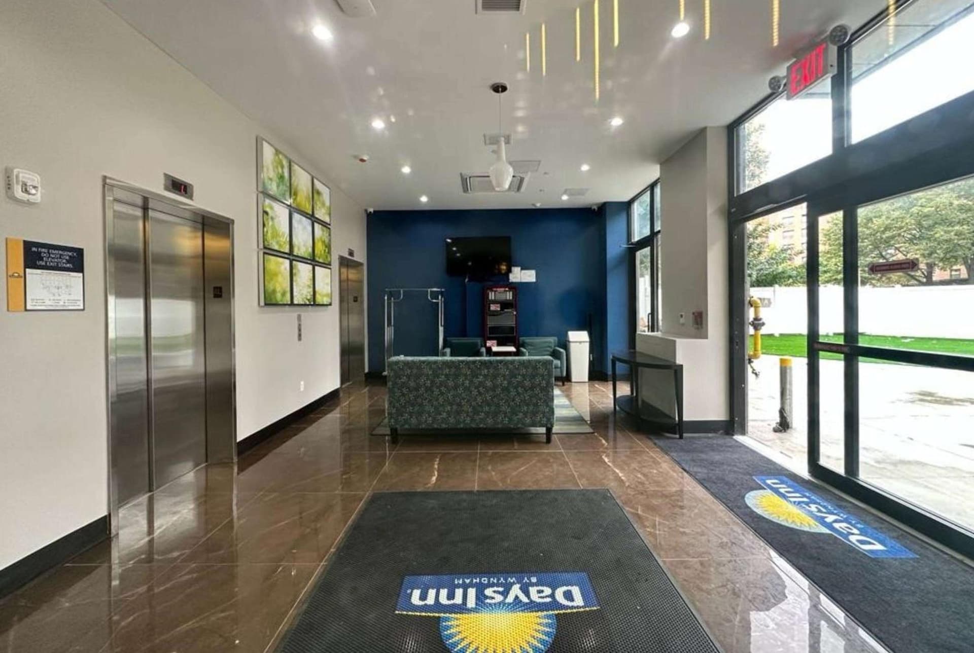 Days Inn by Wyndham Brooklyn Eastern Parkway featured exterior or lobby in Brooklyn, NY — similar hotel