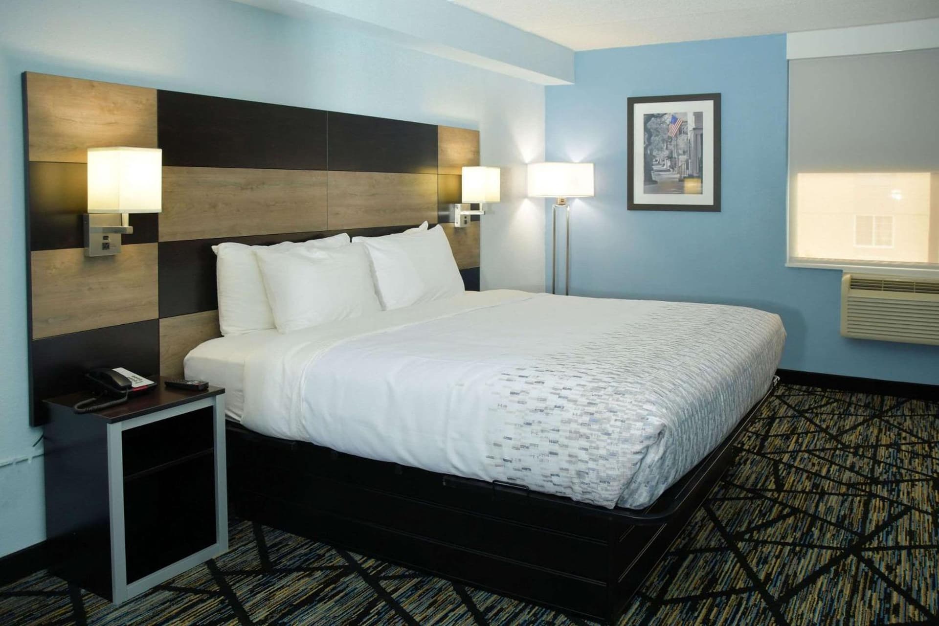 Clarion Pointe Jacksonville near Camp Lejeune gallery photo in Jacksonville, NC — image 7