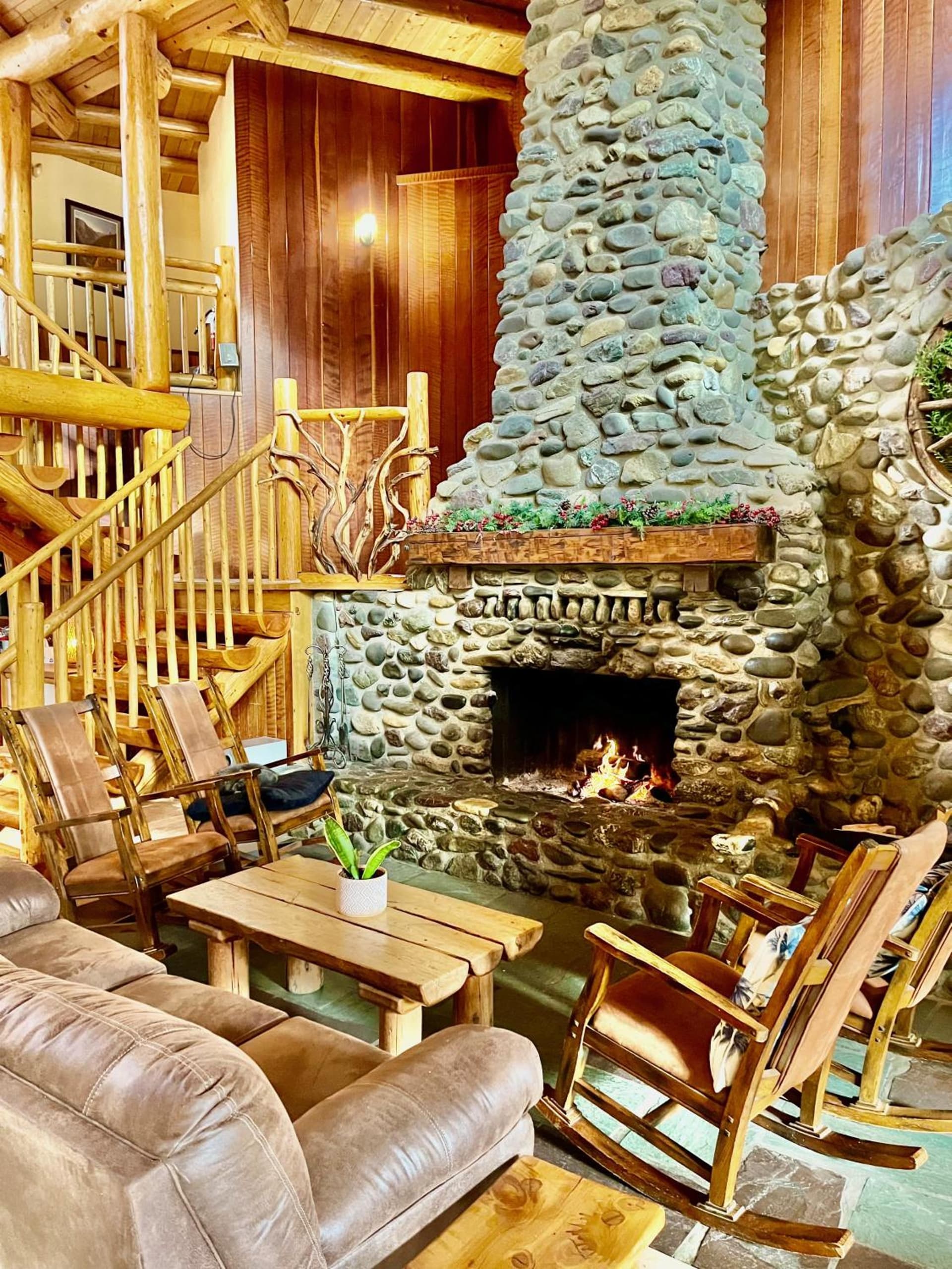 The Lindsay Lodge gallery photo in Applegate — image 27