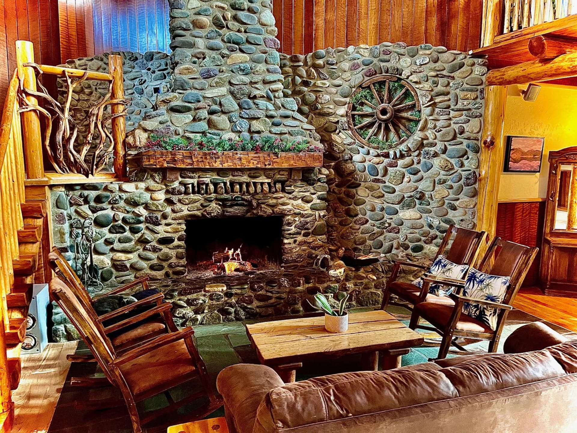 The Lindsay Lodge gallery photo in Applegate — image 38