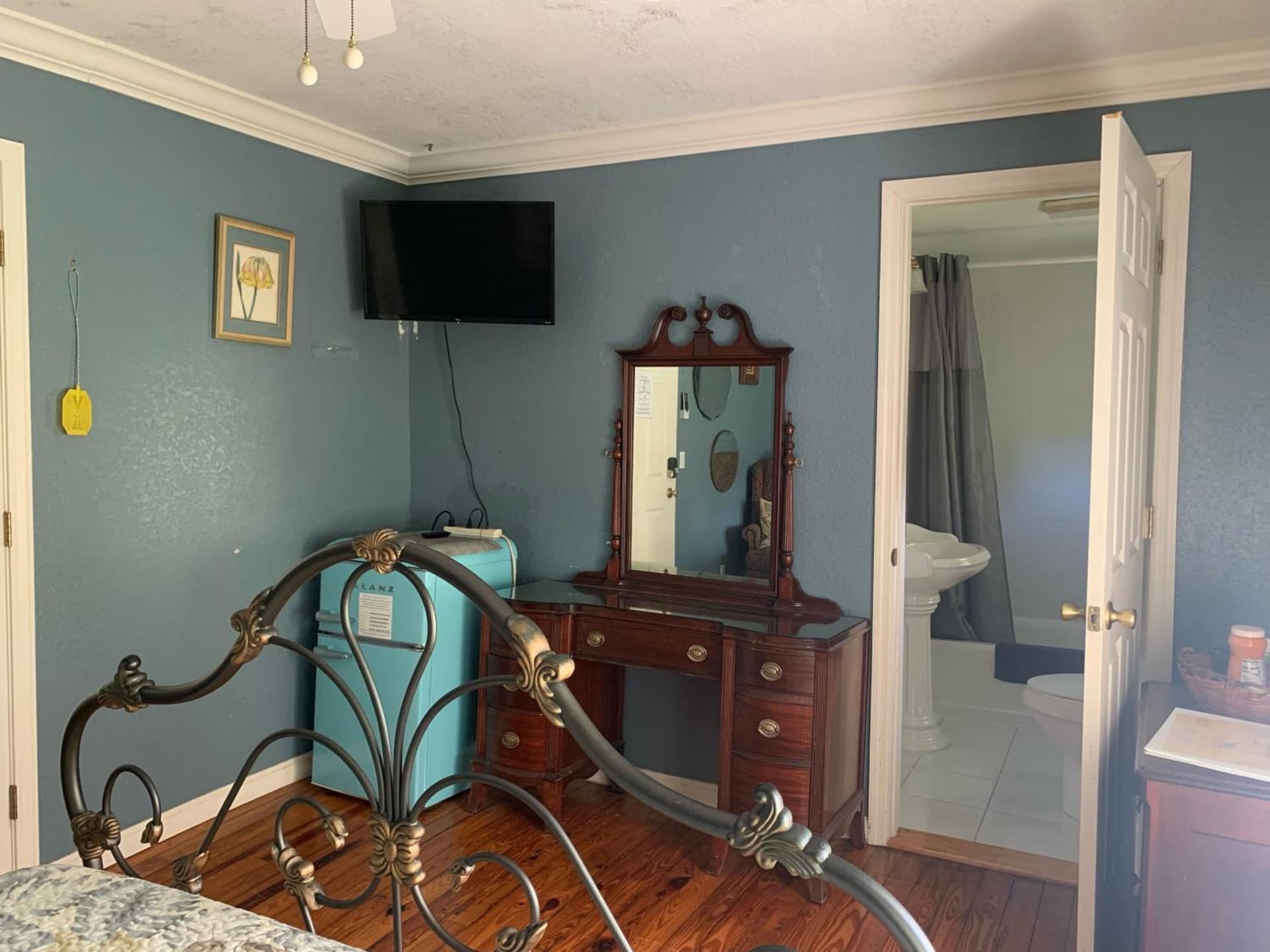 Nature Coast Inn & Cottages gallery photo in Inglis, FL — image 229