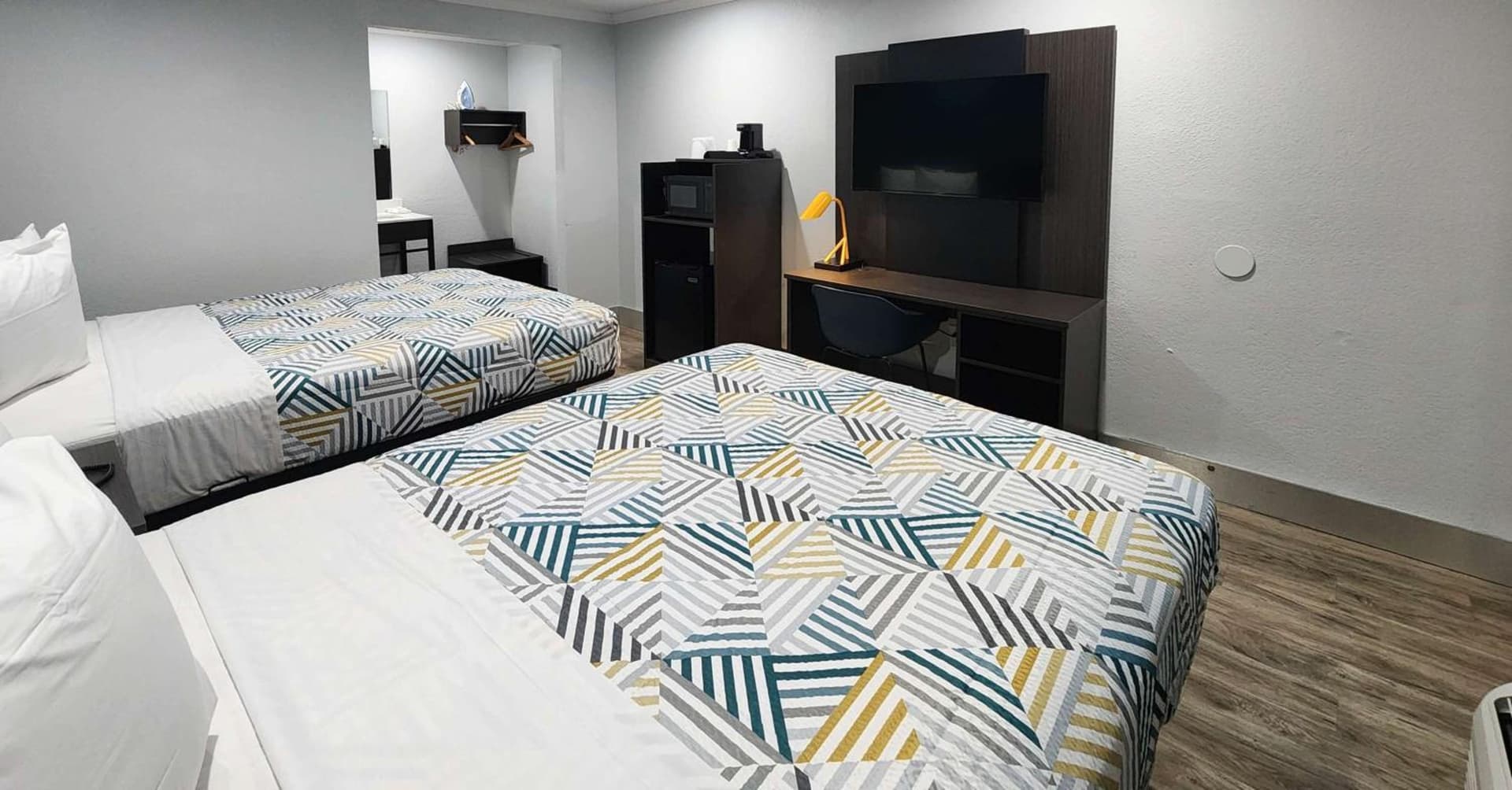 Studio 6 Suites San Ysidro CA San Diego South Bay property views in San Diego, CA — gallery photo 3