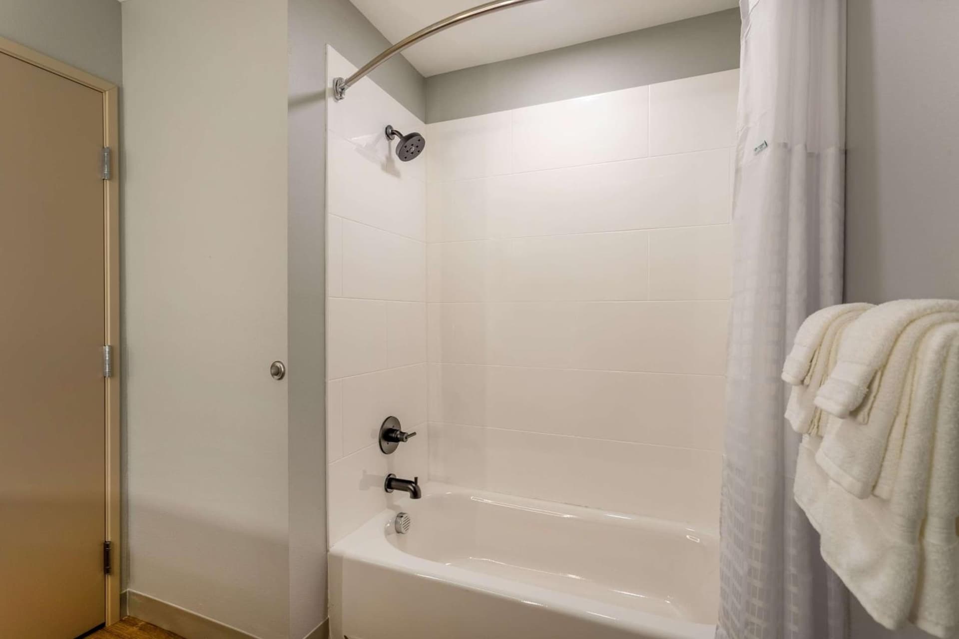 AmericInn by Wyndham San Angelo gallery photo in San Angelo, TX — image 70