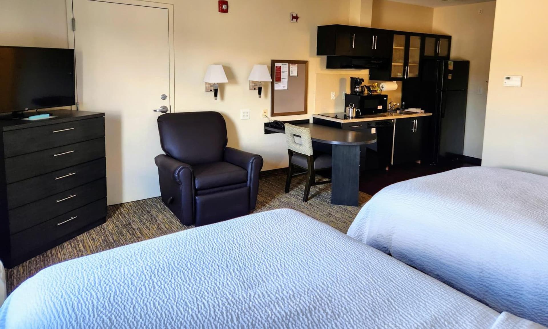 Candlewood Suites Greenville NC by IHG gallery photo in Greenville, NC — image 11