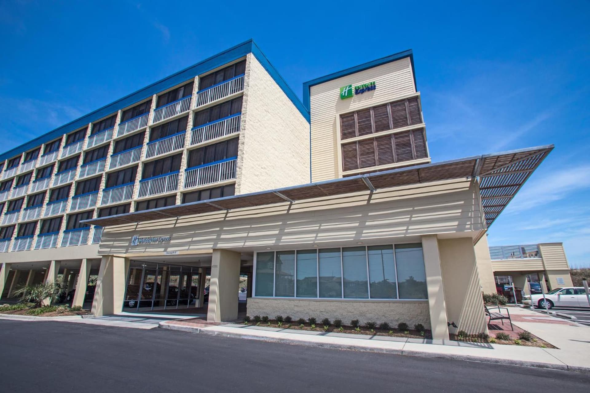 Holiday Inn Express Nags Head Oceanfront by IHG featured exterior or lobby in Nags Head, NC — similar hotel