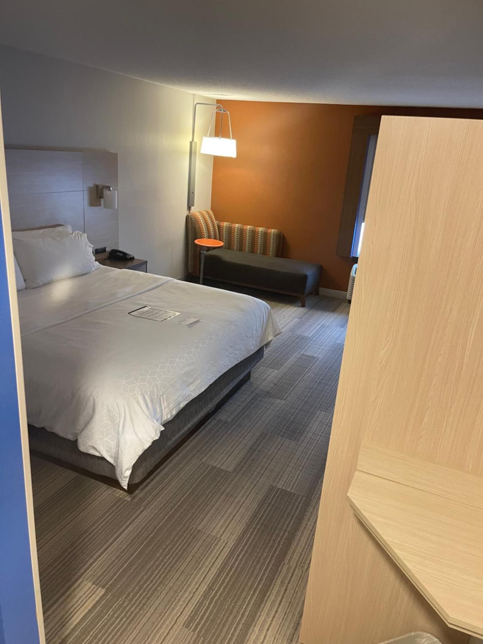 Holiday Inn Express Cedar Rapids - Collins Road by IHG gallery photo in Cedar Rapids, IA — image 33