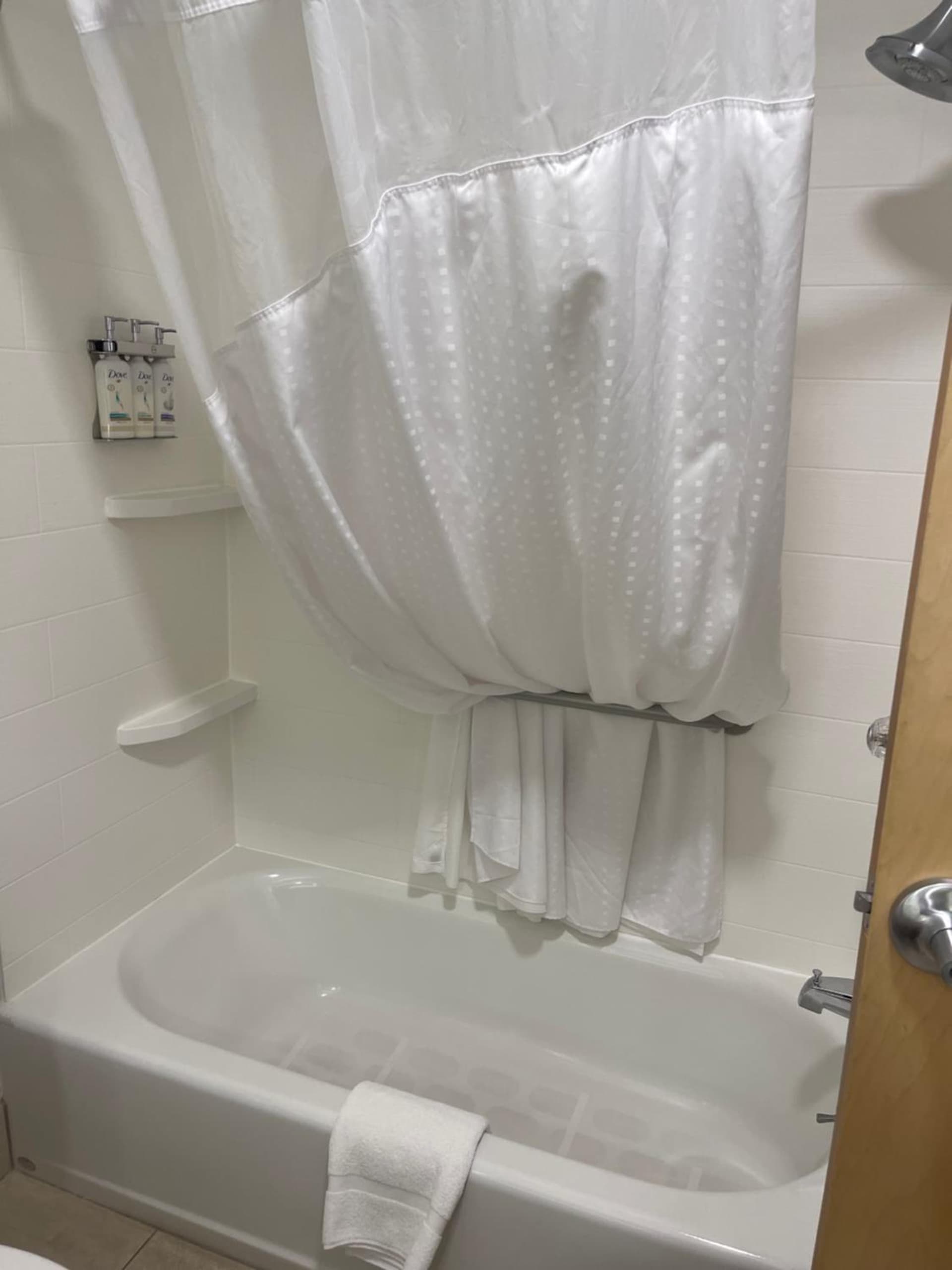 Holiday Inn Express Cedar Rapids - Collins Road by IHG gallery photo in Cedar Rapids, IA — image 32