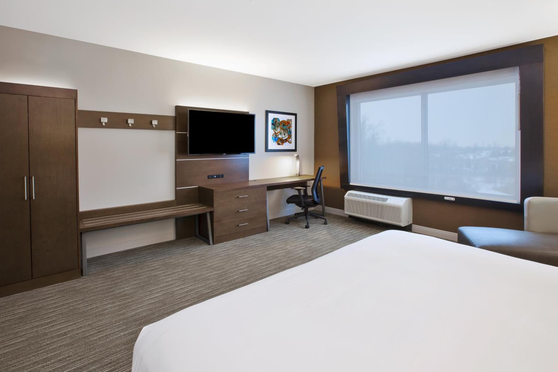 Holiday Inn Express & Suites Okemos - University Area by IHG gallery photo in Okemos, MI — image 18