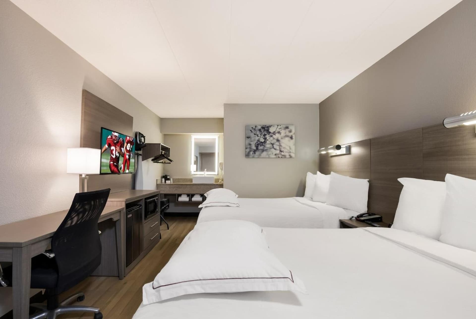 Red Roof Inn PLUS+ Chicago - Naperville gallery photo in Naperville, IL — image 24