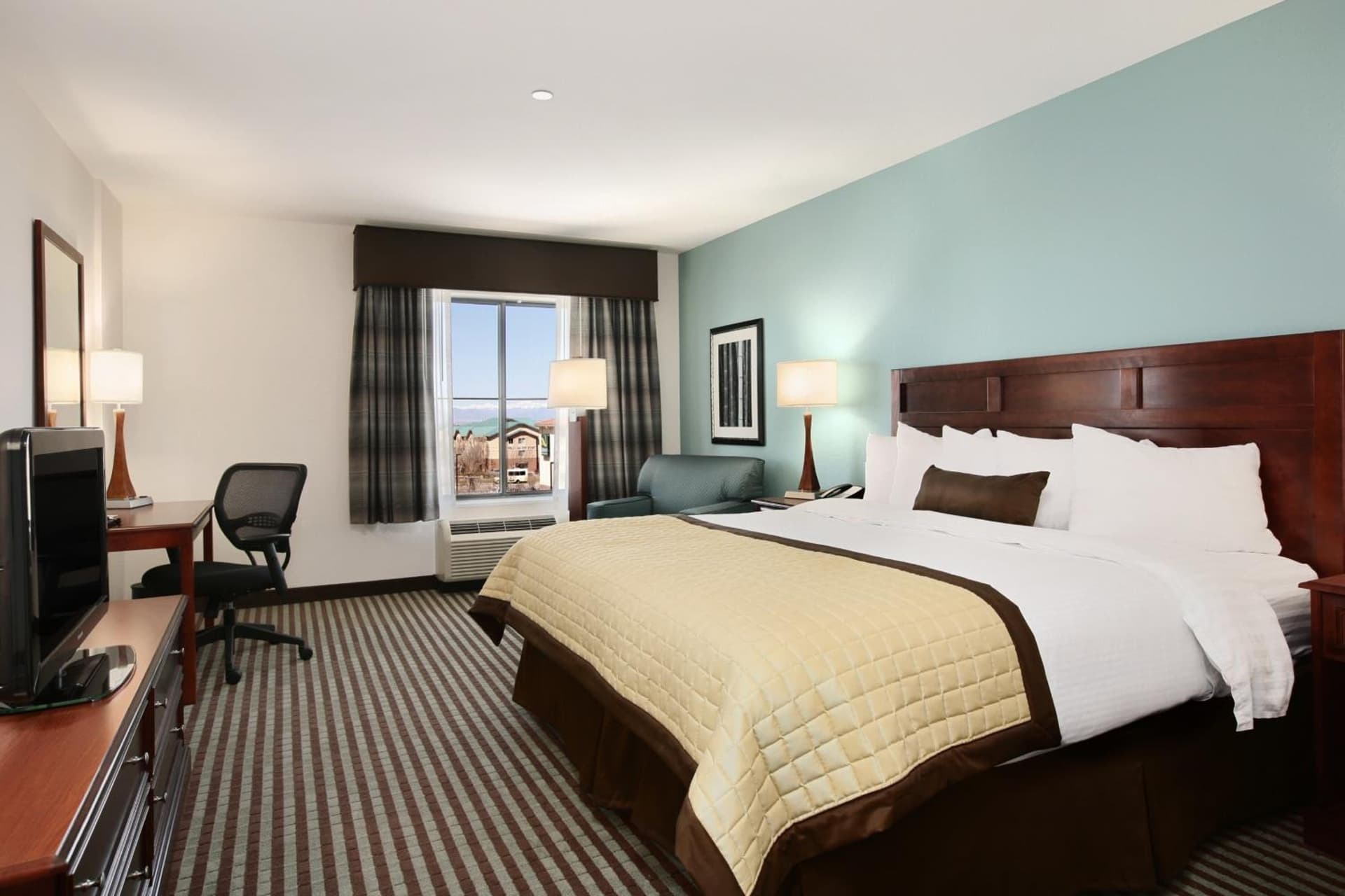 Baymont by Wyndham Denver International Airport gallery photo in Denver, CO — image 31