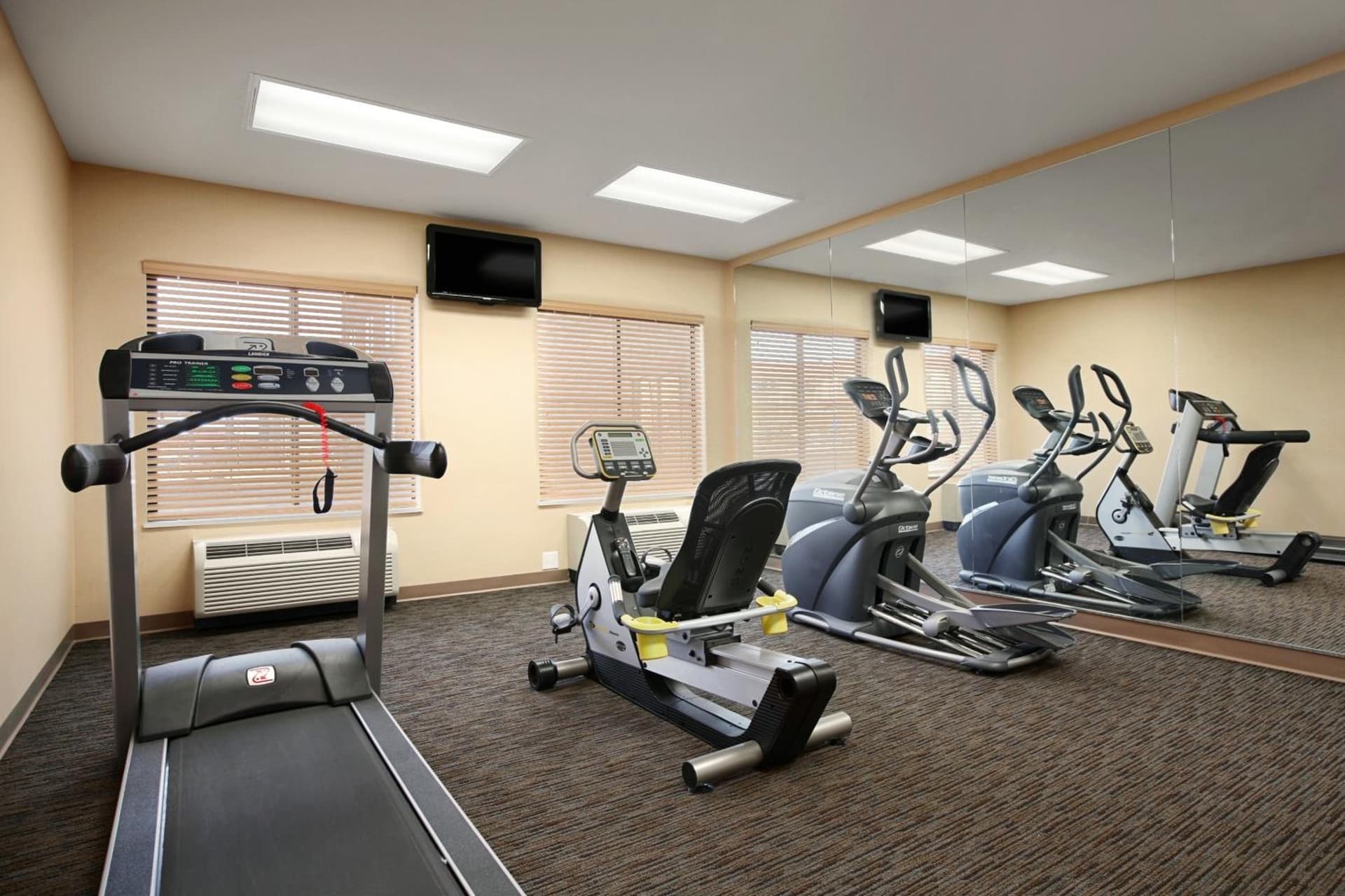 Baymont by Wyndham Denver International Airport gallery photo in Denver, CO — image 35