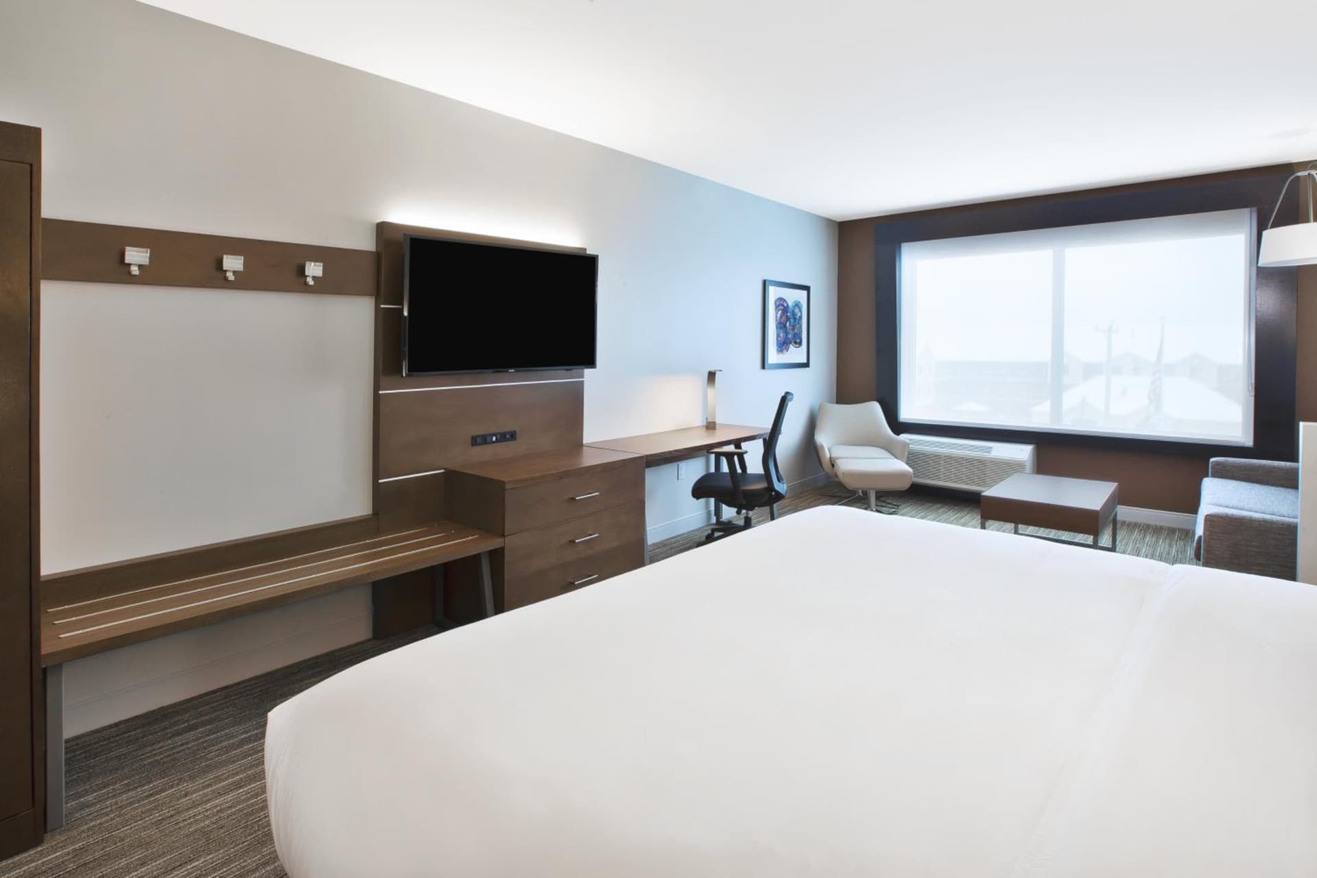 Holiday Inn Express & Suites Okemos - University Area by IHG gallery photo in Okemos, MI — image 21