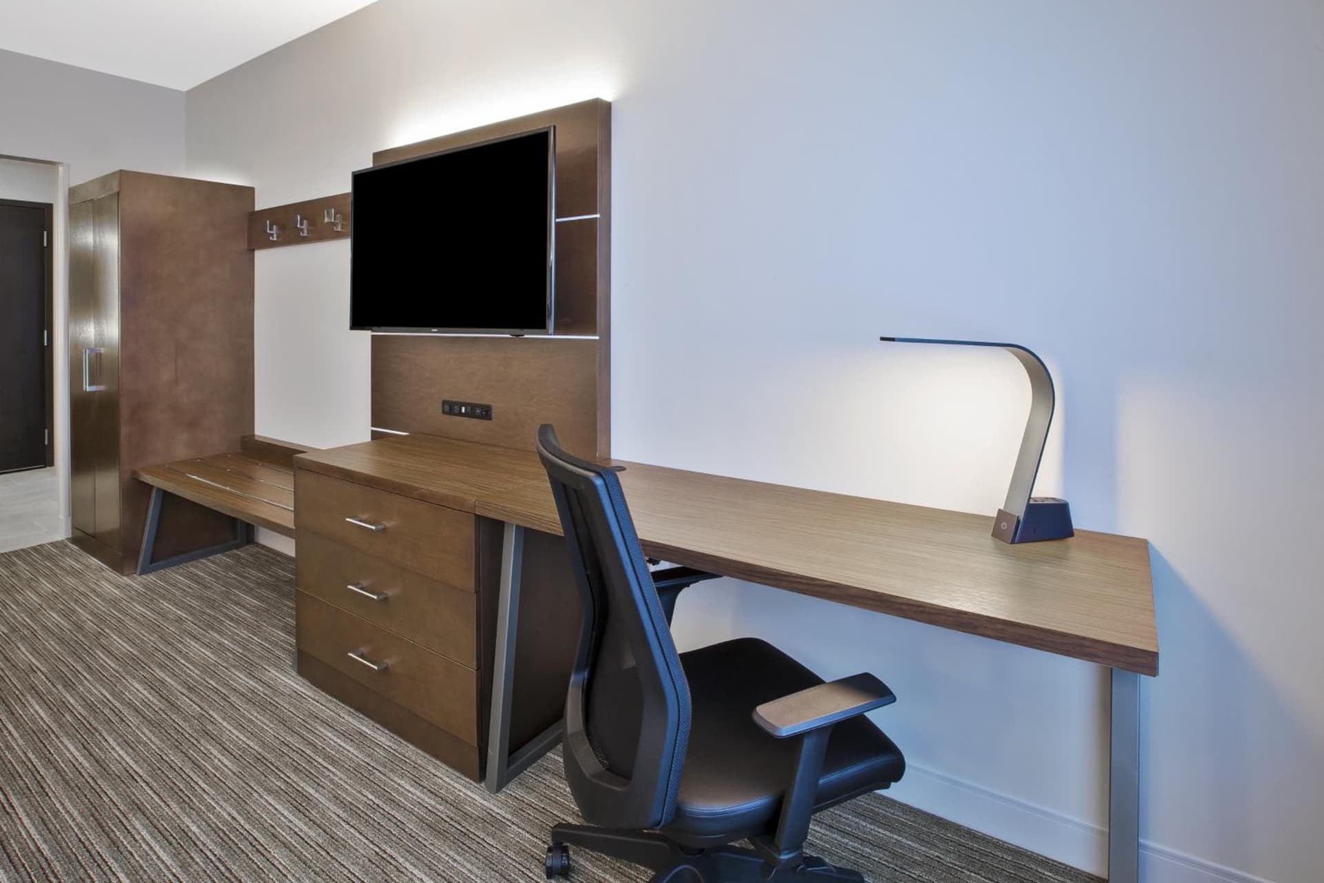 Holiday Inn Express & Suites Okemos - University Area by IHG property views in Okemos, MI — gallery photo 3