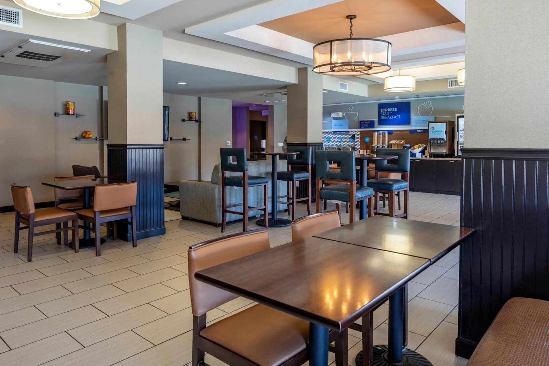 Holiday Inn Express & Suites Indio - Coachella Valley by IHG gallery photo in Indio, CA — image 21