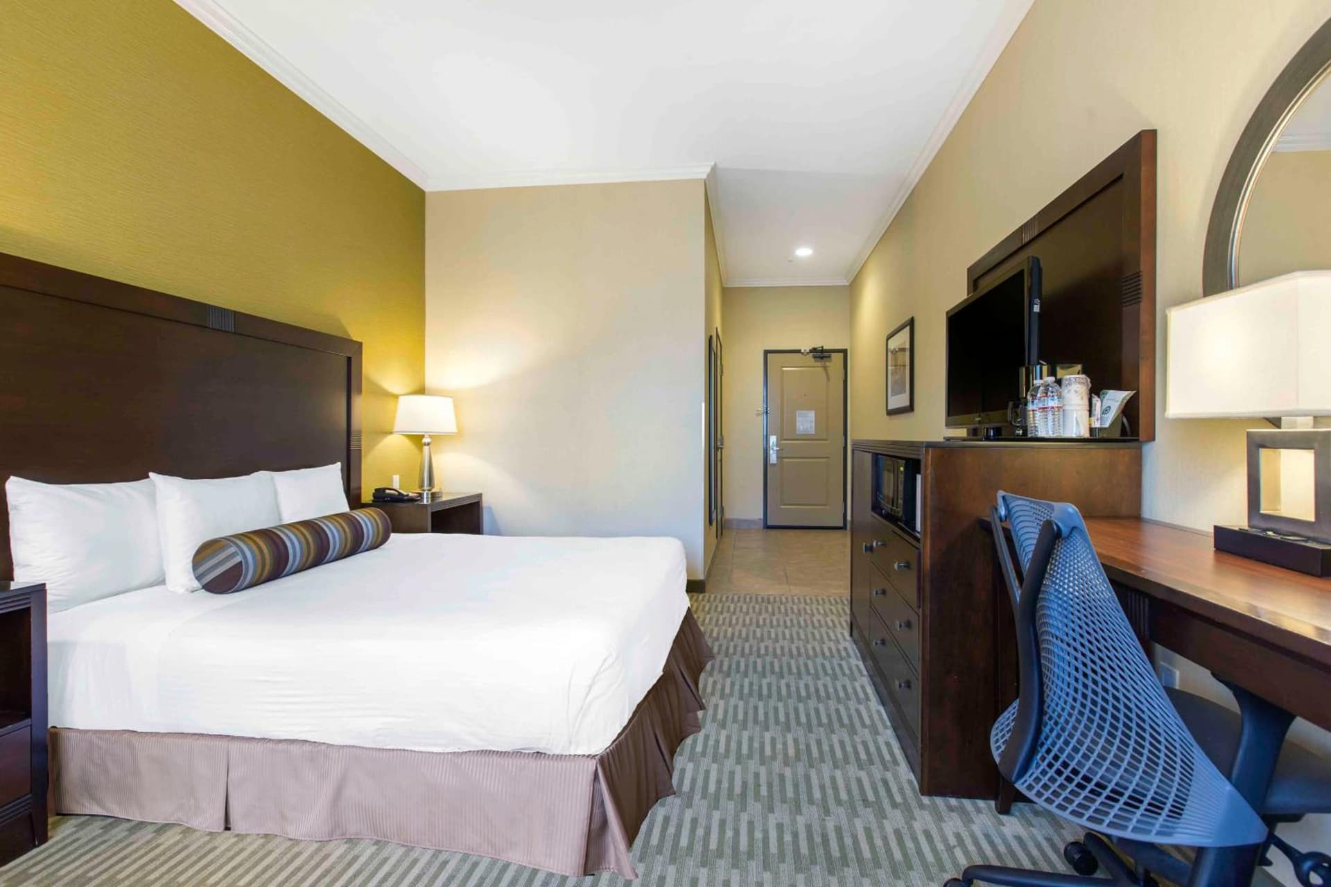 The Oaks Hotel & Suites gallery photo in Paso Robles — image 41