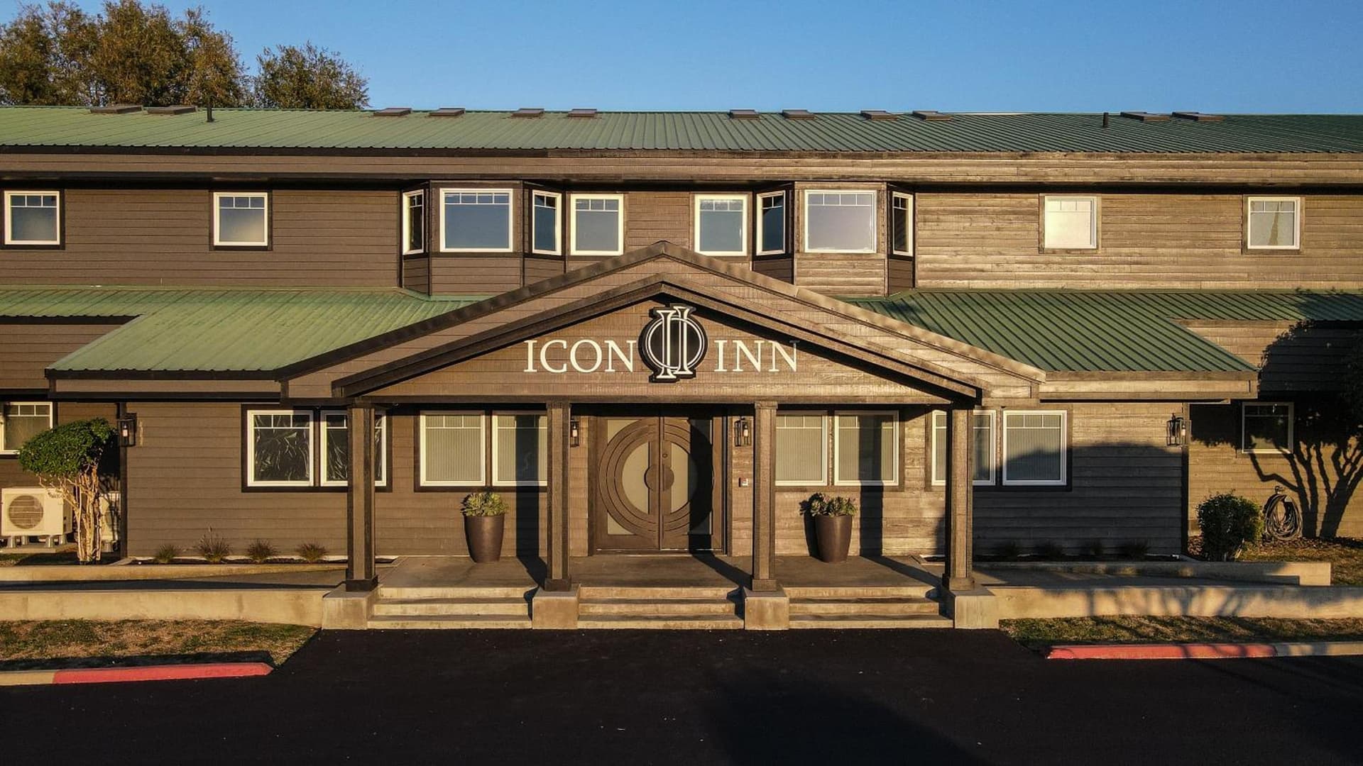 Icon Inn featured exterior or lobby in Ellensburg, WA — similar hotel