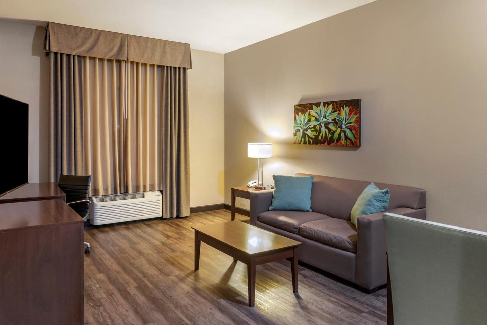 Holiday Inn Express & Suites Indio - Coachella Valley by IHG gallery photo in Indio, CA — image 61