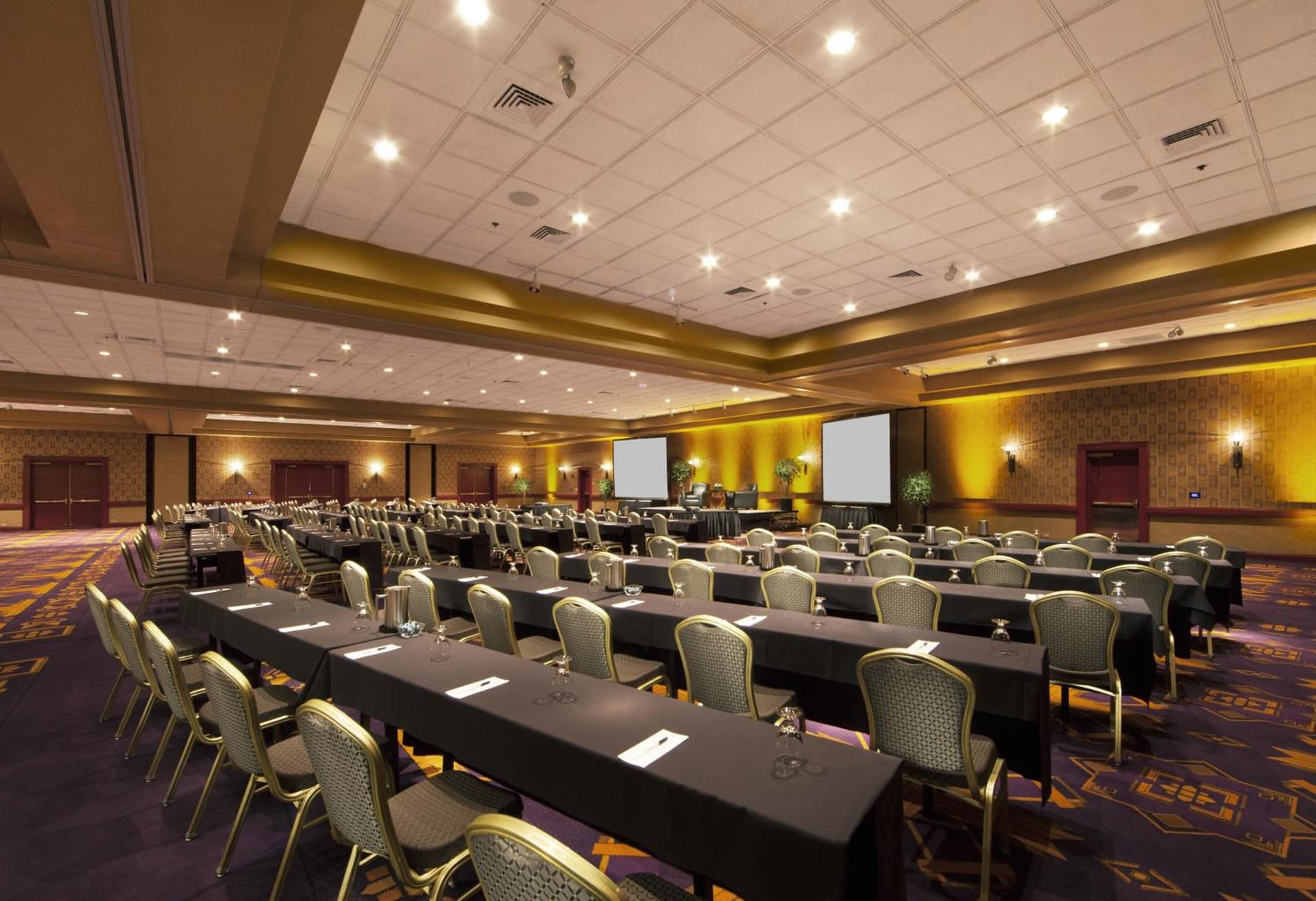Oneida Casino Hotel gallery photo in Green Bay, WI — image 30