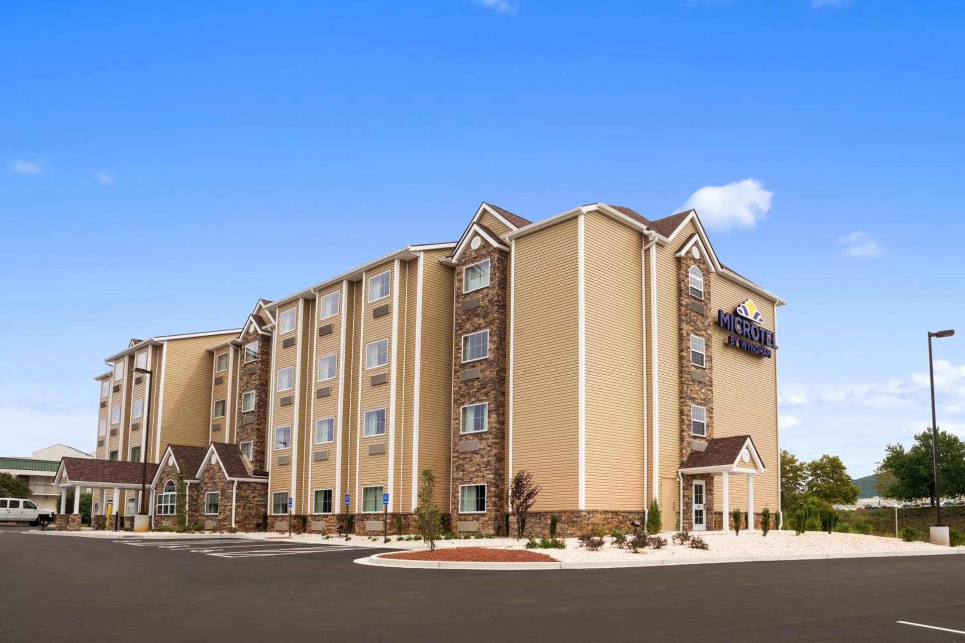 Microtel Inn & Suites by Wyndham gallery photo in Lynchburg, VA — image 23