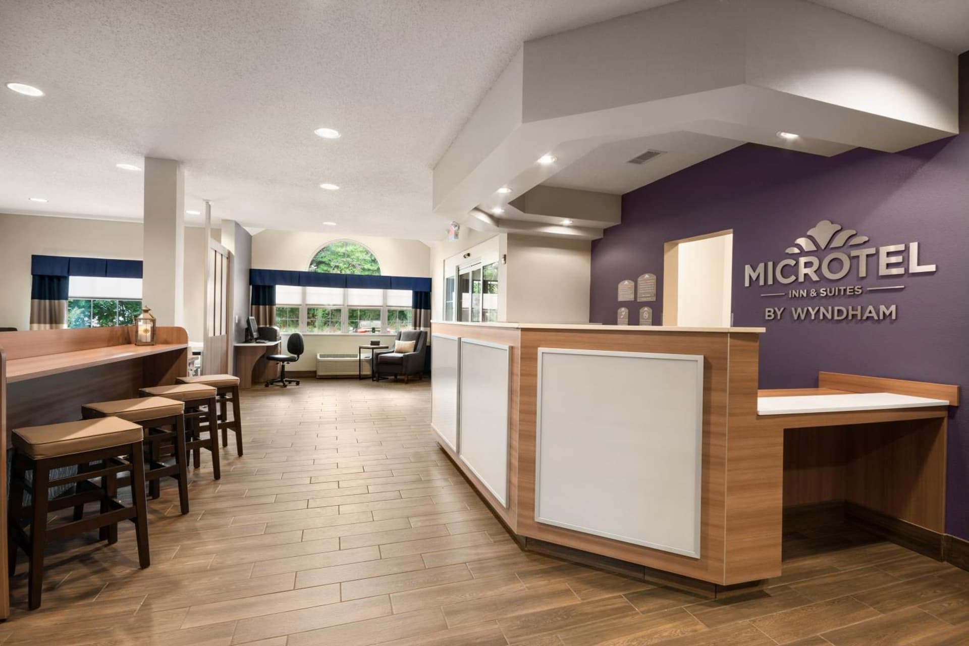 Microtel Inn & Suites by Wyndham gallery photo in Lynchburg, VA — image 10