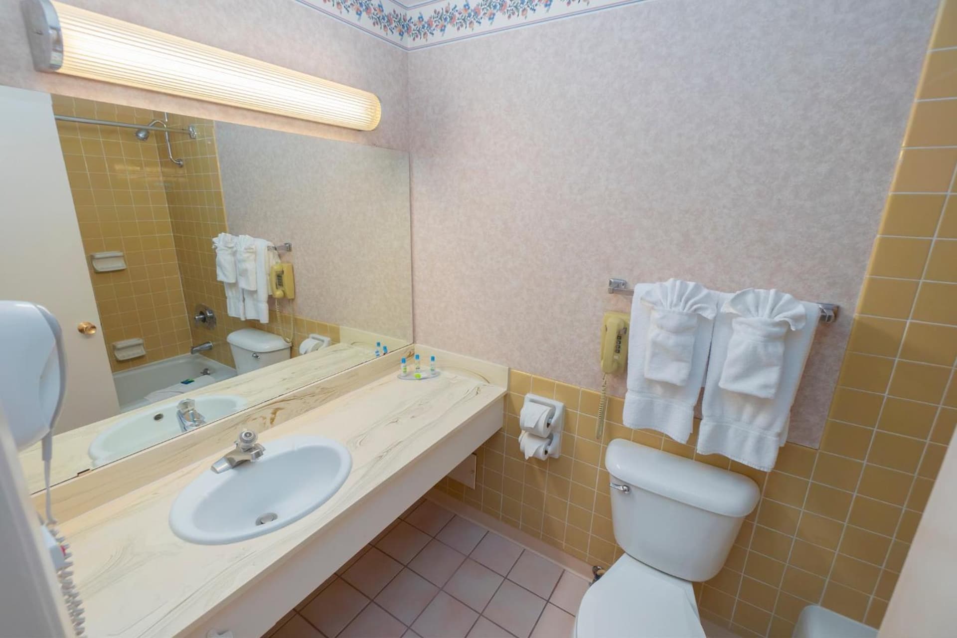 Piccadilly Inn Airport gallery photo in Fresno, CA — image 22