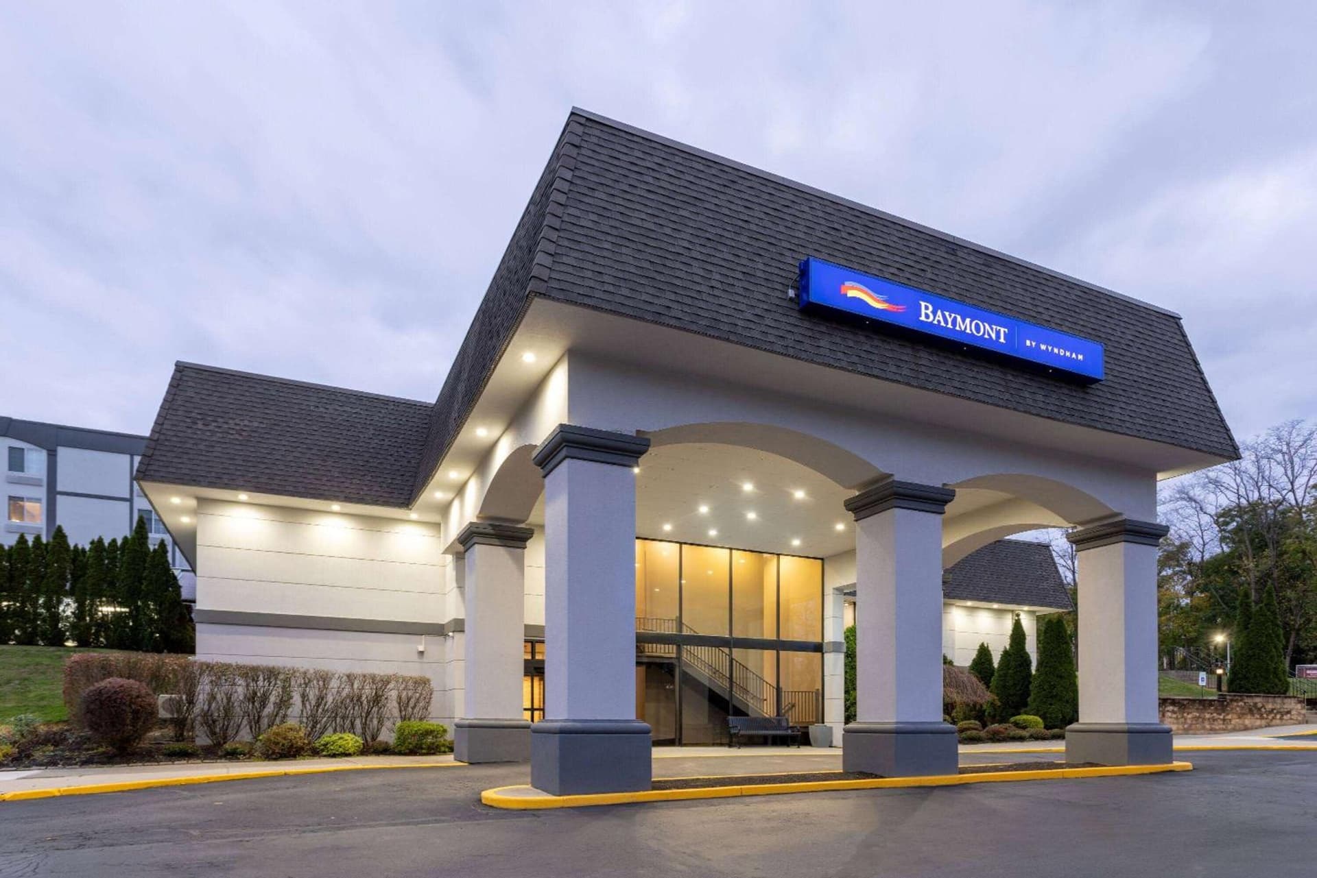 Baymont by Wyndham White Plains - Elmsford featured exterior or lobby in Elmsford, NY — similar hotel