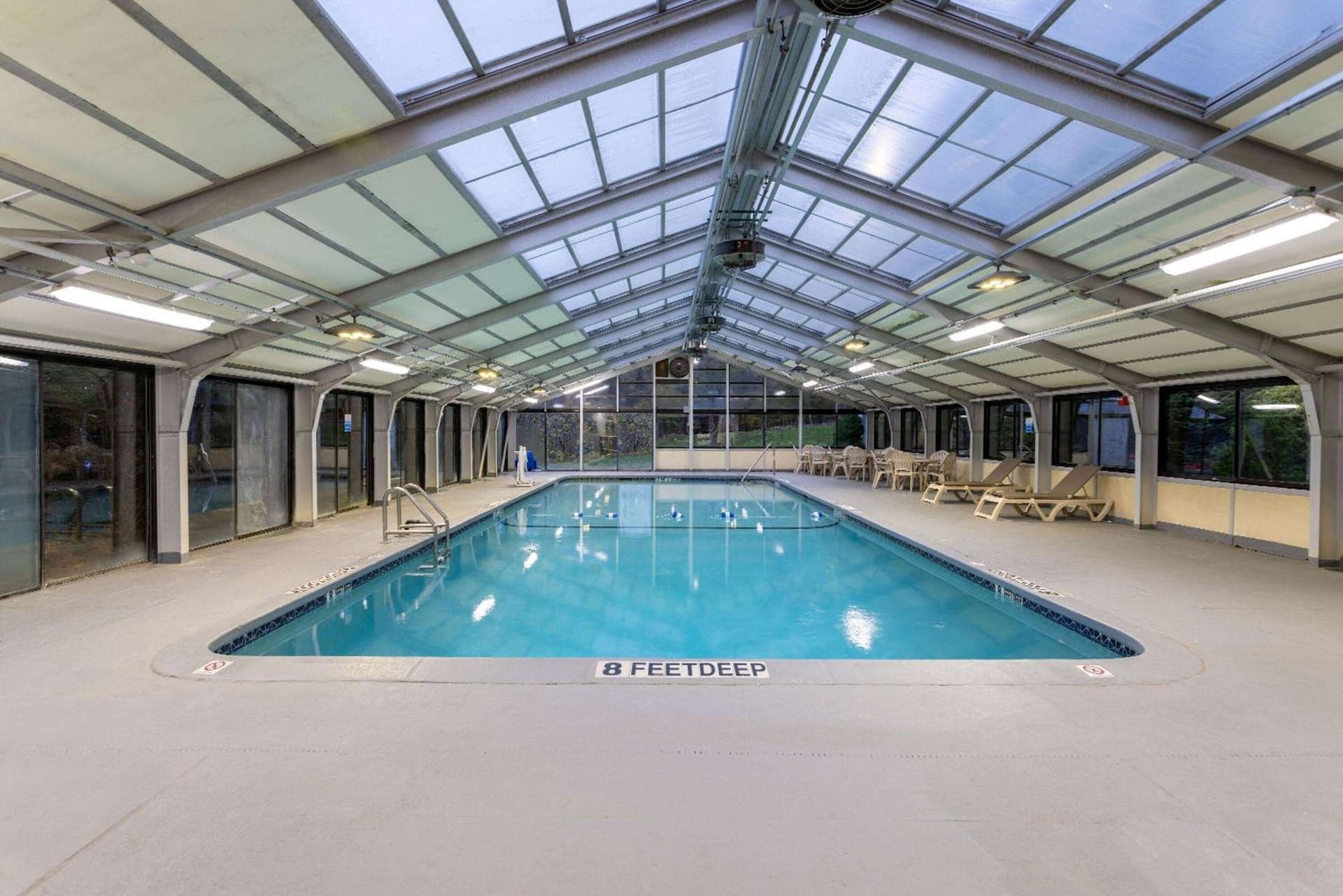 Baymont by Wyndham White Plains - Elmsford gallery photo in Elmsford, NY — image 15