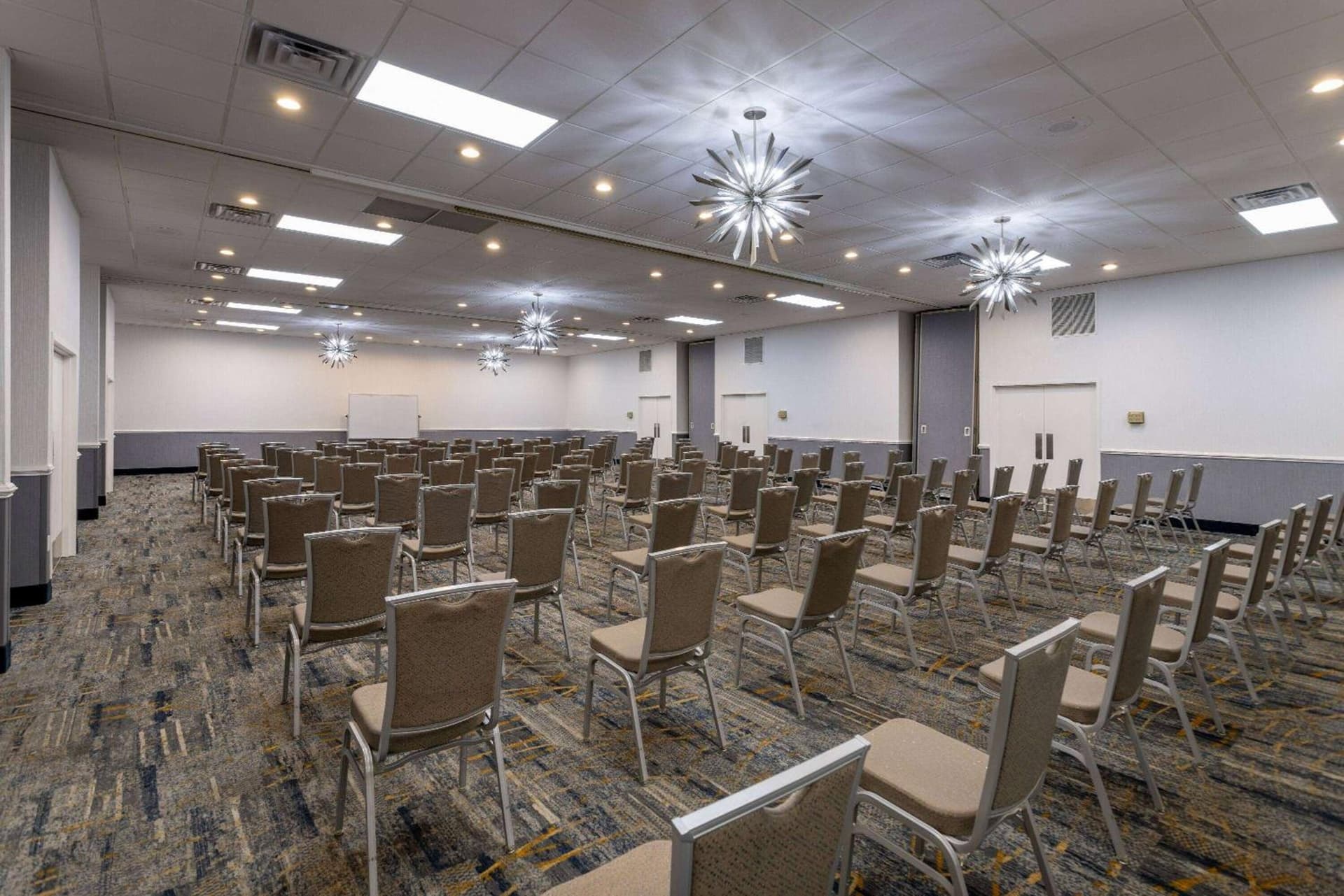 Baymont by Wyndham White Plains - Elmsford gallery photo in Elmsford, NY — image 54
