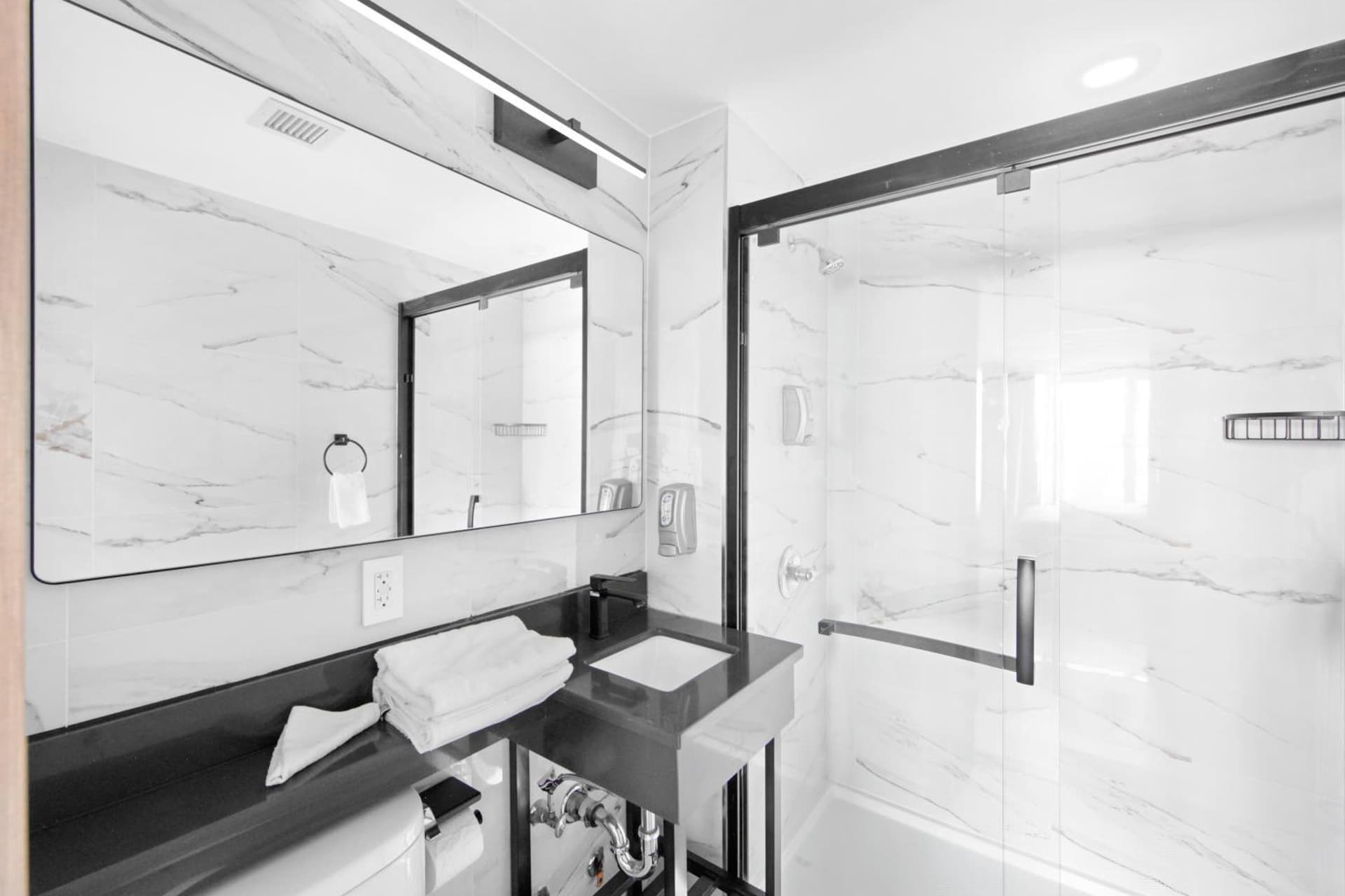 TREMONT HOTEL BRONx-GRAND OPENING interior in Bronx, NY — gallery photo 2