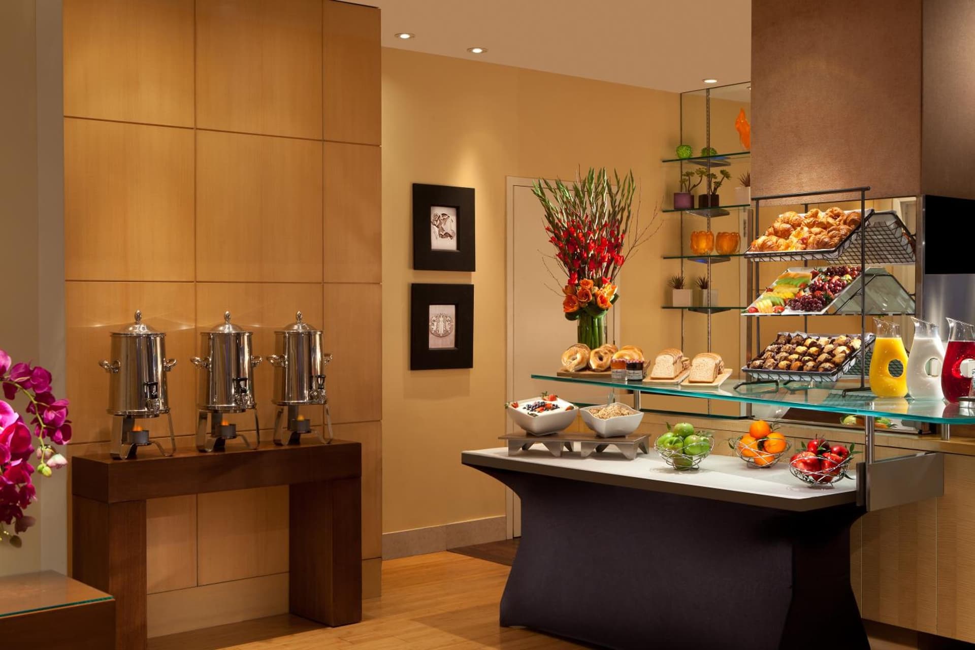 Millennium Premier Hotel New York Times Square interior in New York, NY — gallery photo 2