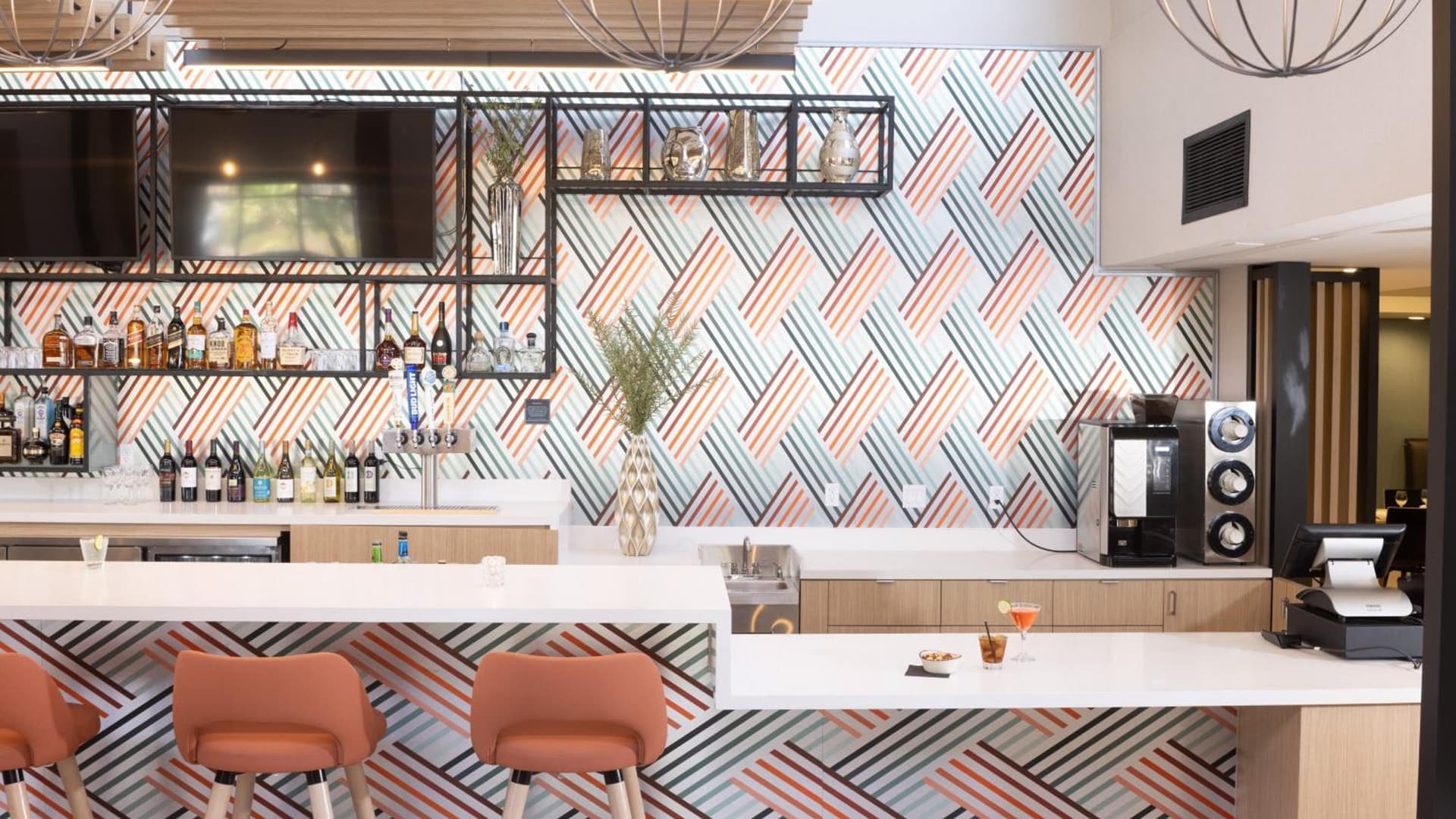 Holiday Inn Santa Ana-Orange Co Arpt by IHG gallery photo in Santa Ana, CA — image 23