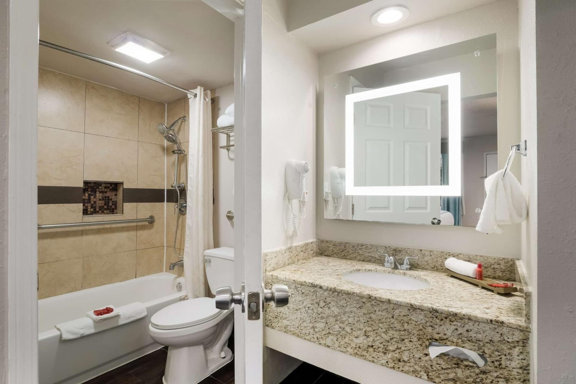 Spanish Trails Inn - Laredo Hotel gallery photo in Laredo, TX — image 20