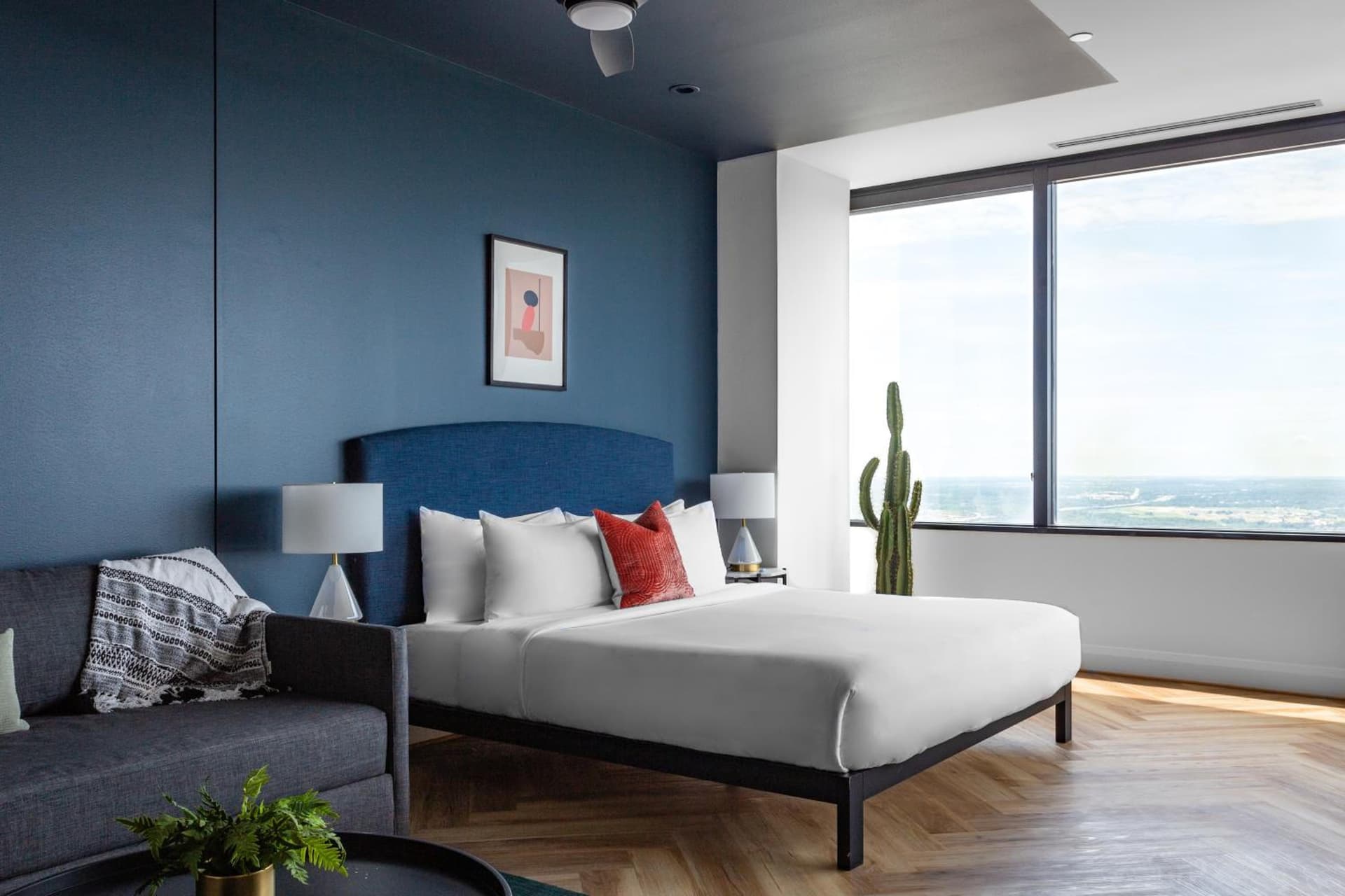 Mint House Dallas Downtown By Kasa gallery photo in Dallas, TX — image 4