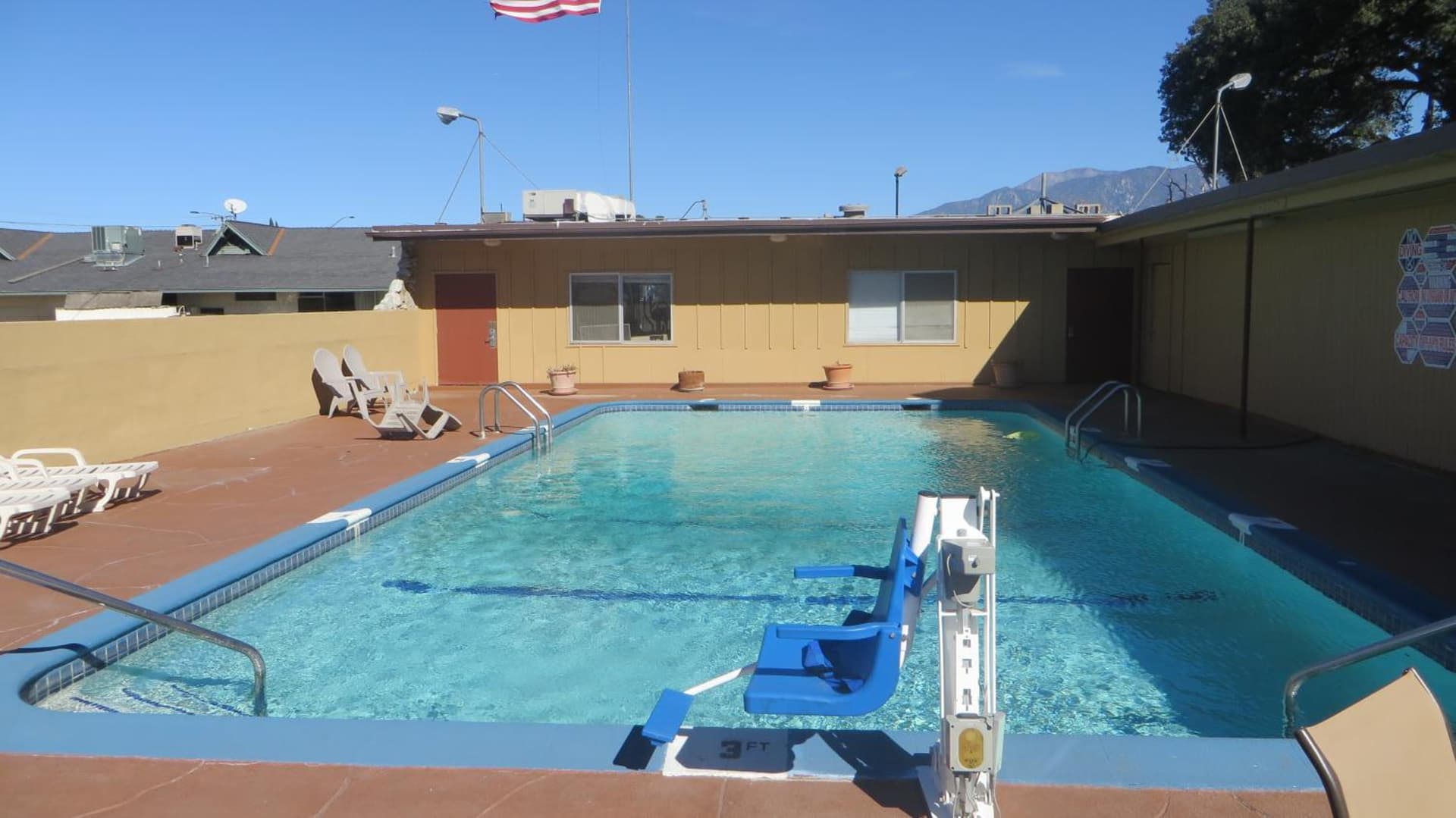 HOTEL SALINA gallery photo in Beaumont, CA — image 16