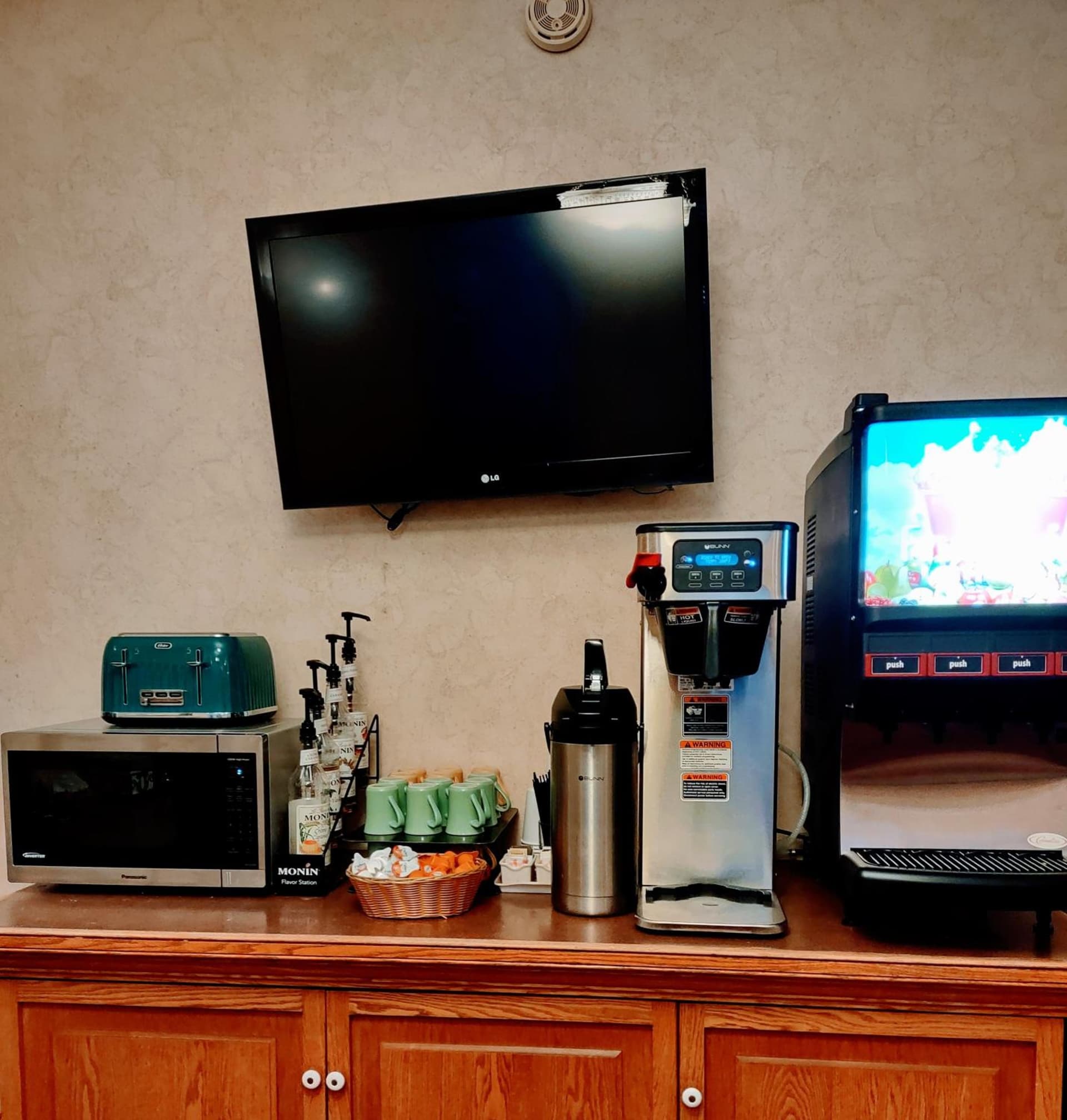 Nuks Executive Suites gallery photo in De Pere, WI — image 81