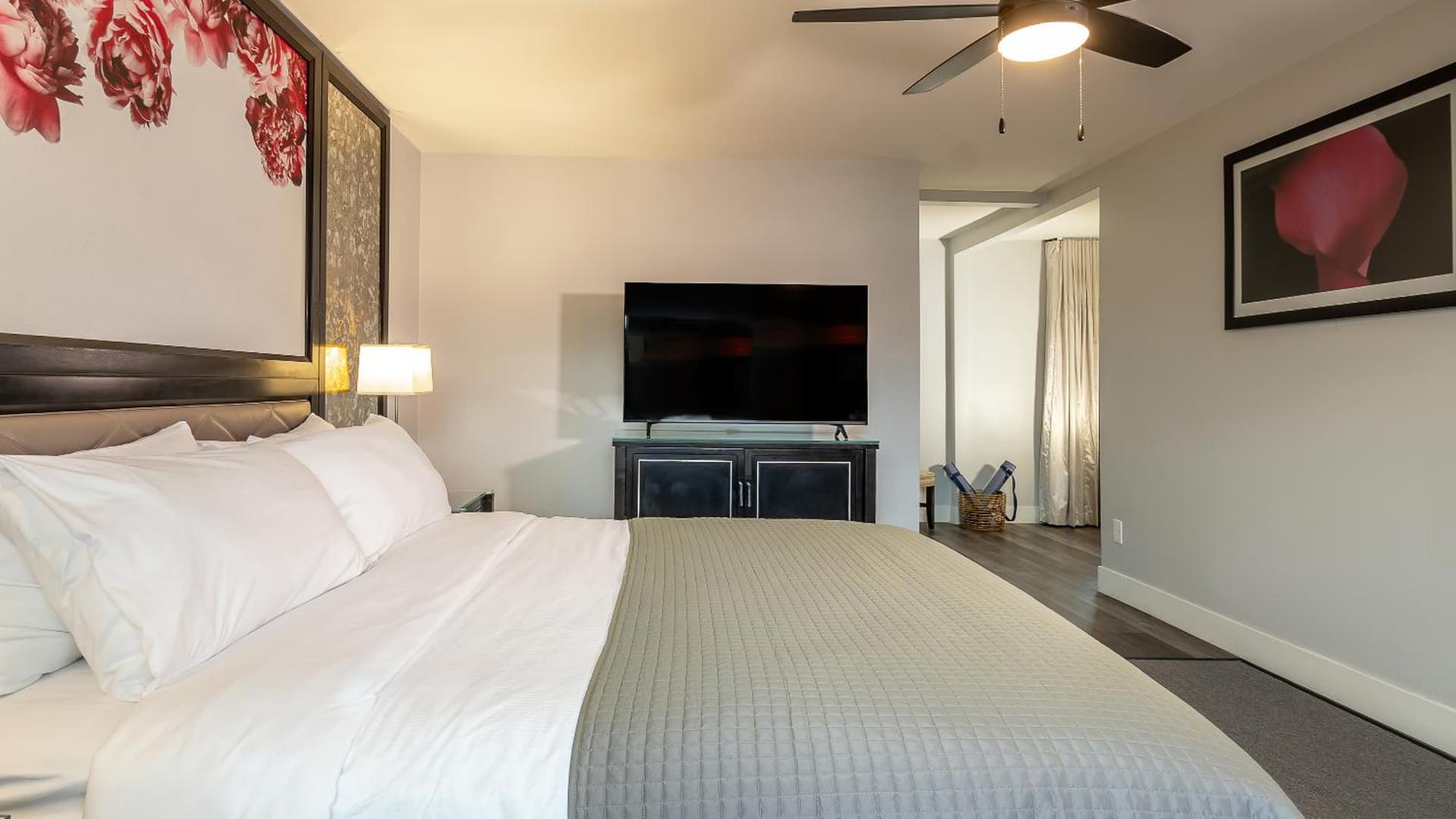 Onsen Hotel and Spa gallery photo in Desert Hot Springs, CA — image 9