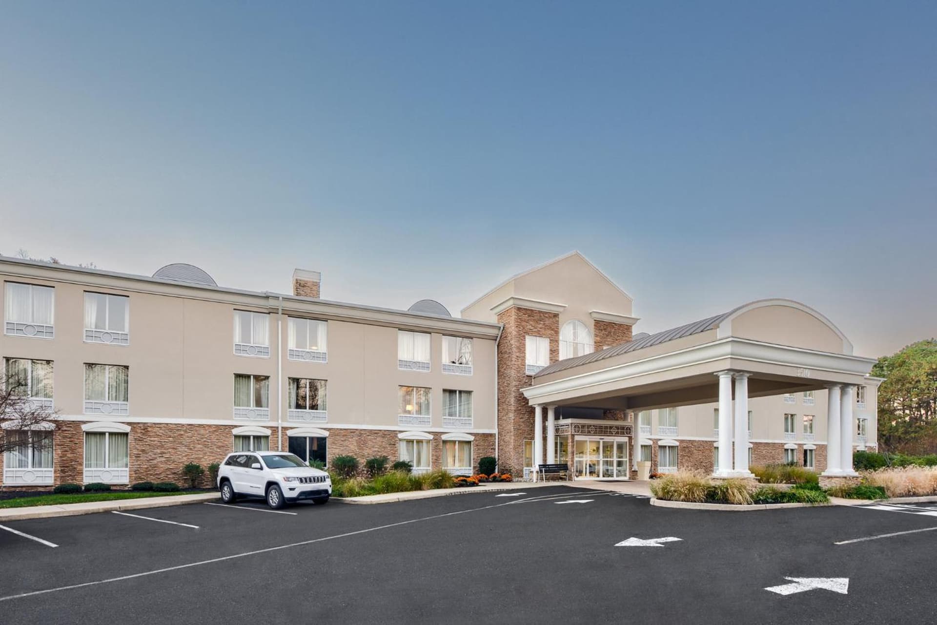 Holiday Inn Express - Neptune by IHG exterior or lobby in Neptune City, NJ — main listing photo