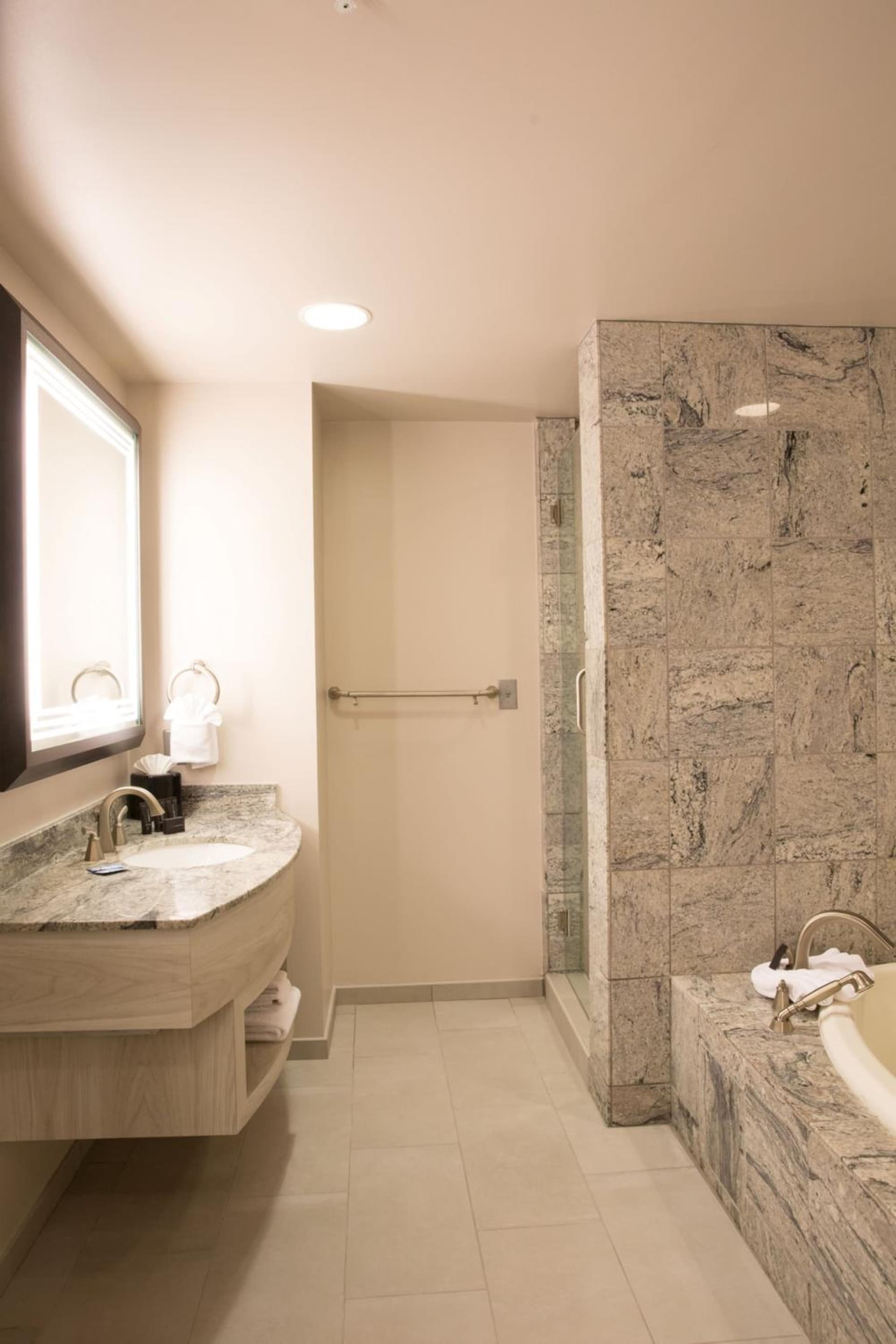 Hard Rock Hotel & Casino Tulsa gallery photo in Tulsa, OK — image 31