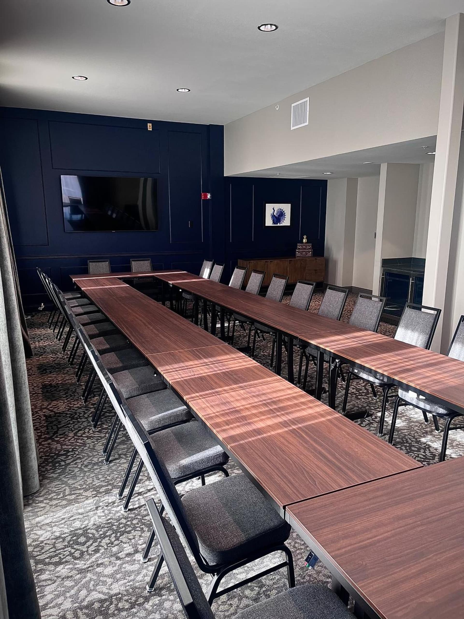 Hotel at Old Town interior in Wichita, KS — gallery photo 2