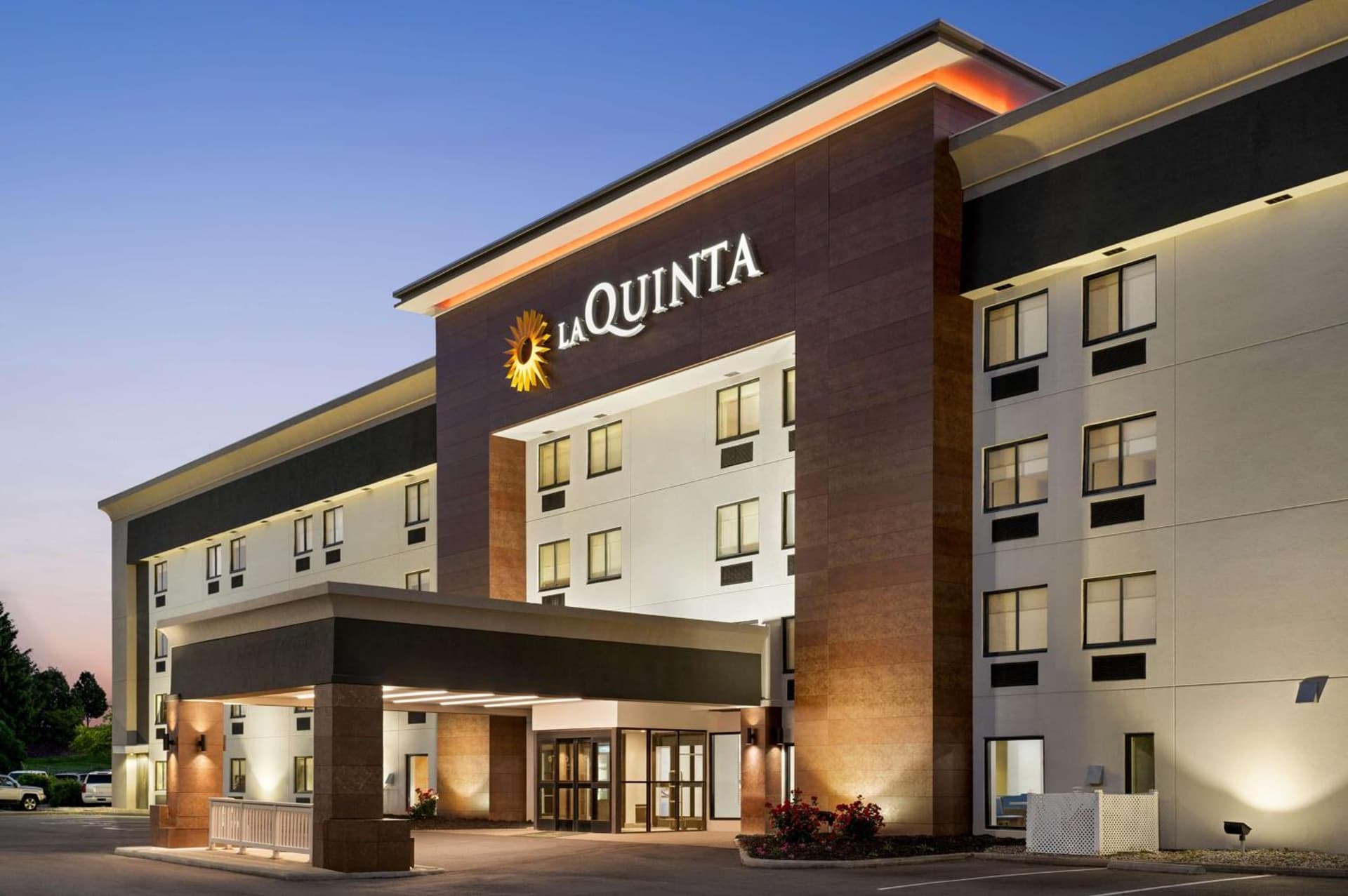 La Quinta Inn by Wyndham Columbus Dublin property views in Dublin, OH — gallery photo 3