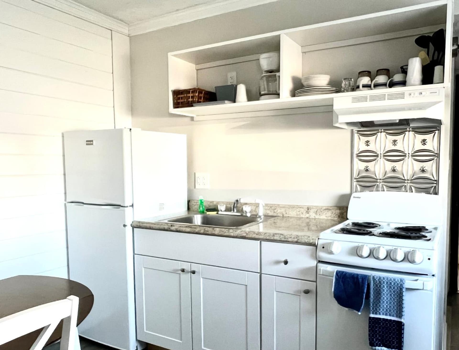 Atlantic Oceanside Dewey gallery photo in Dewey Beach, DE — image 18
